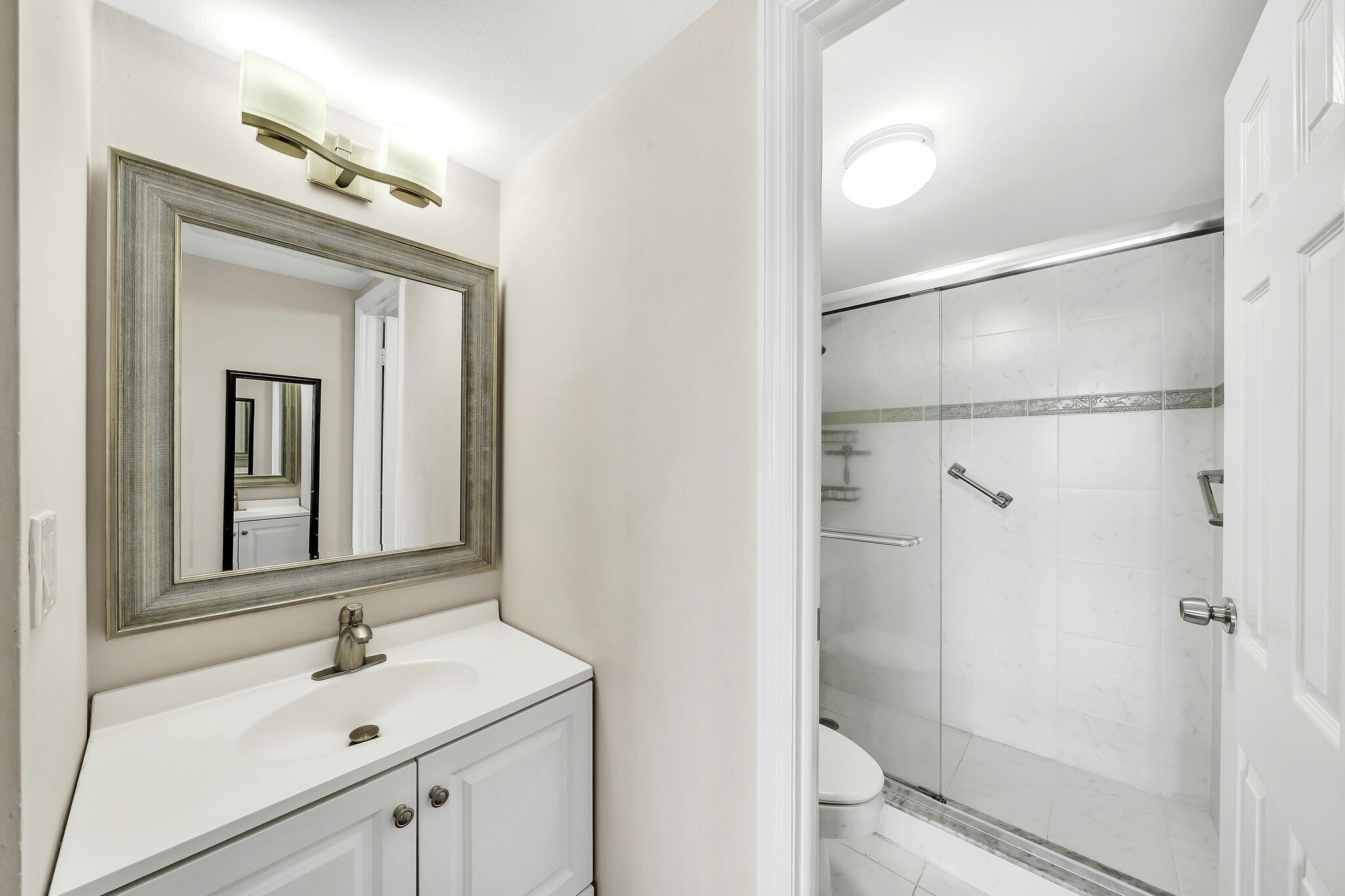 OLYMPUS CONDO PHASE - Residential