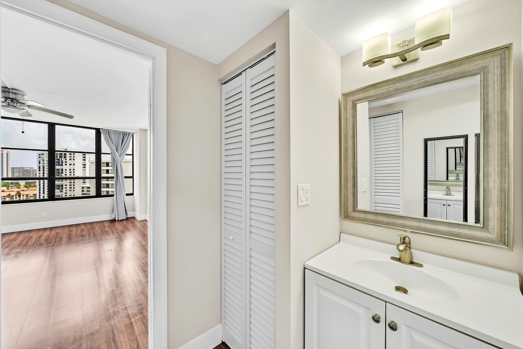 OLYMPUS CONDO PHASE - Residential