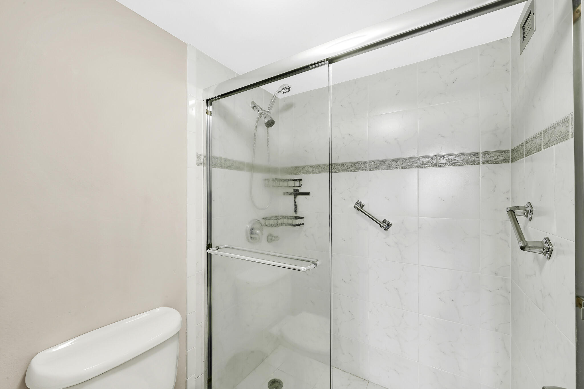 OLYMPUS CONDO PHASE - Residential