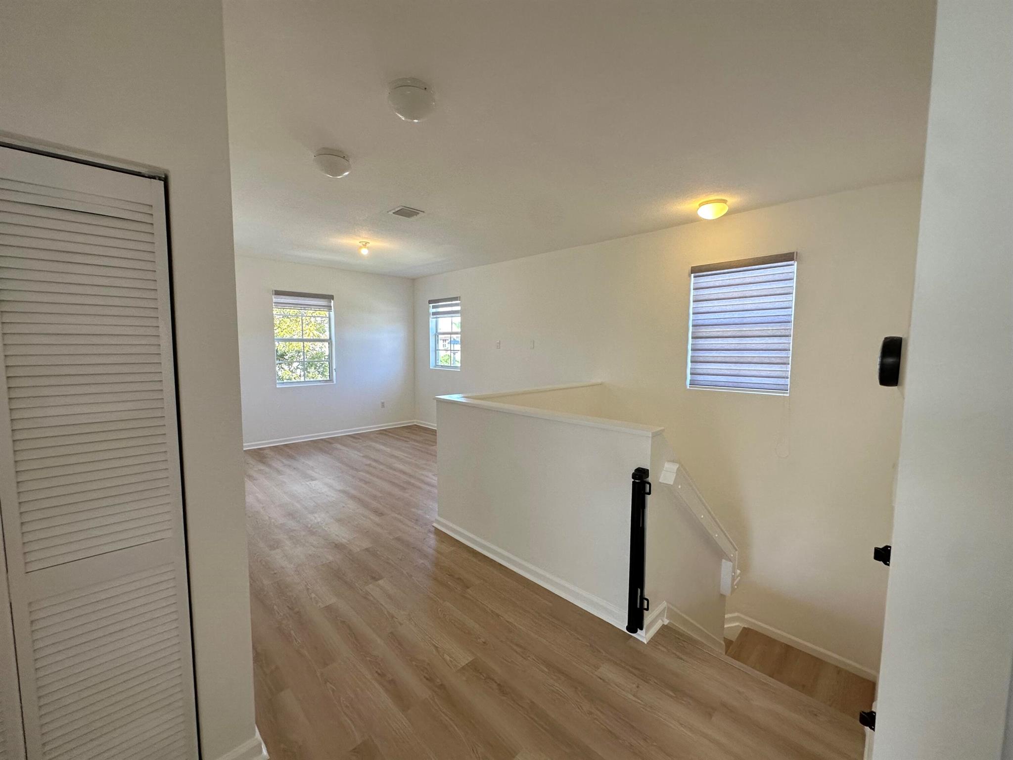 SUMMERVILLE SUB - Residential Lease