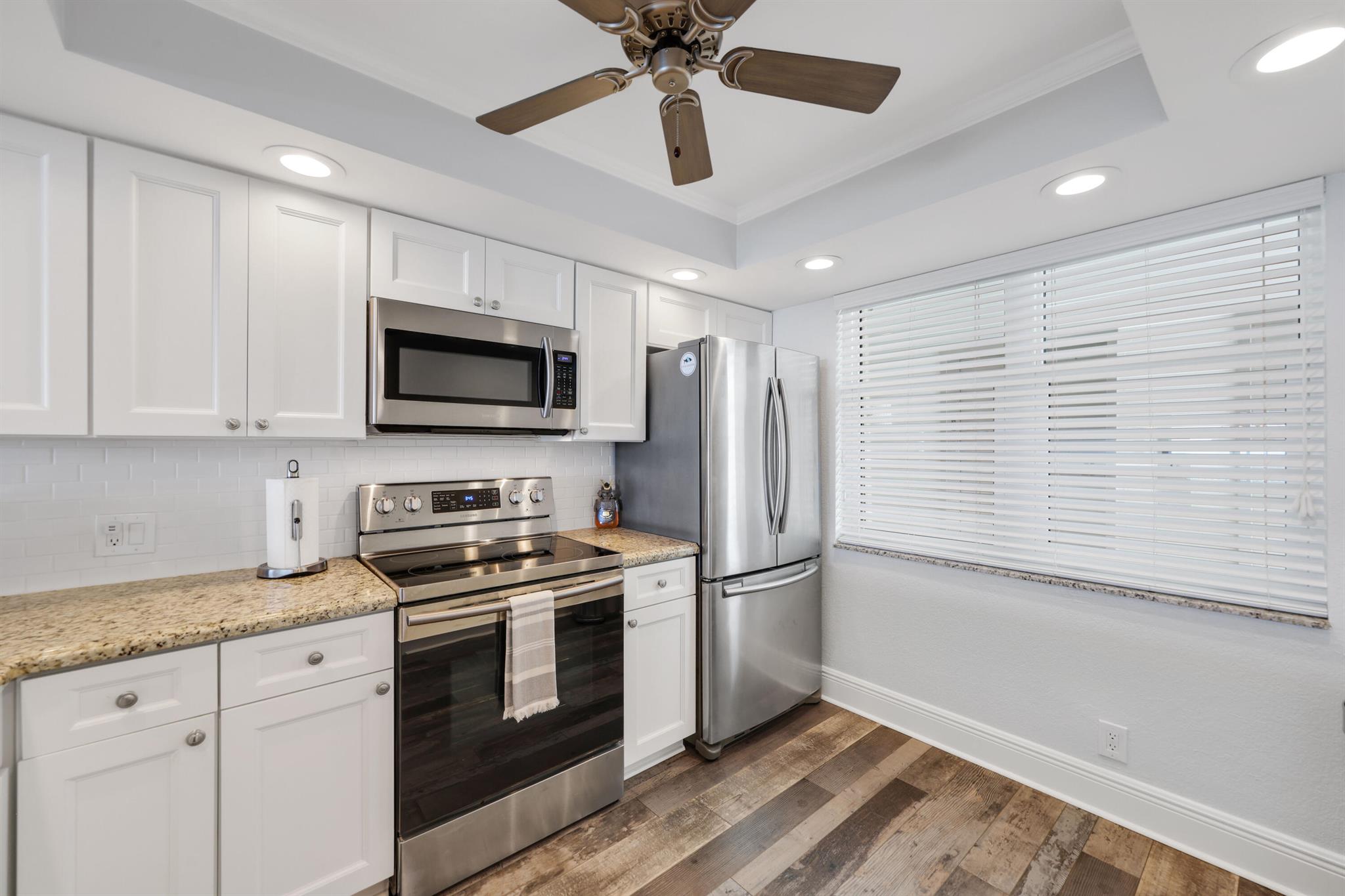 JUNO BY THE SEA NORTH CON - Residential