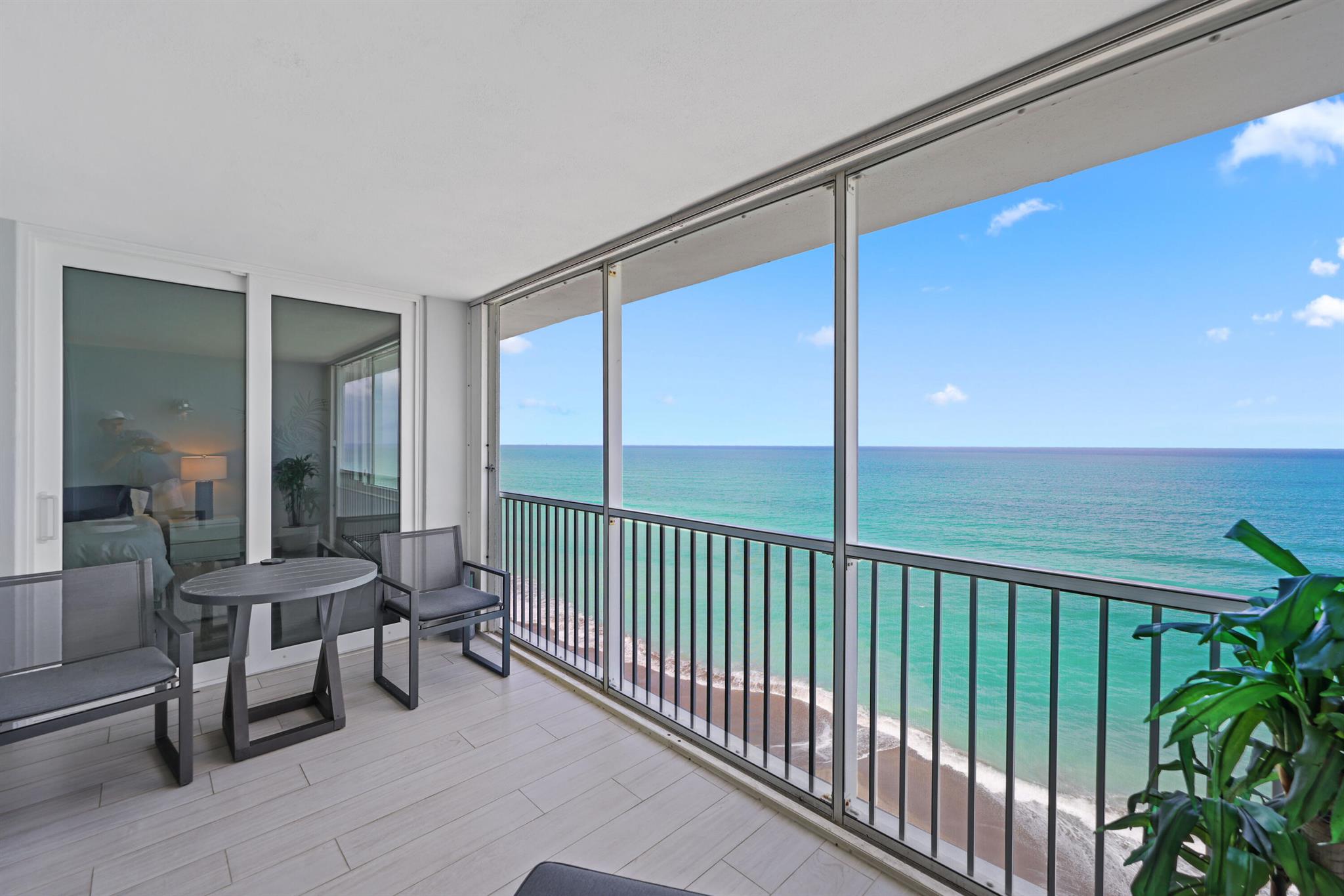 JUNO BY THE SEA NORTH CON - Residential