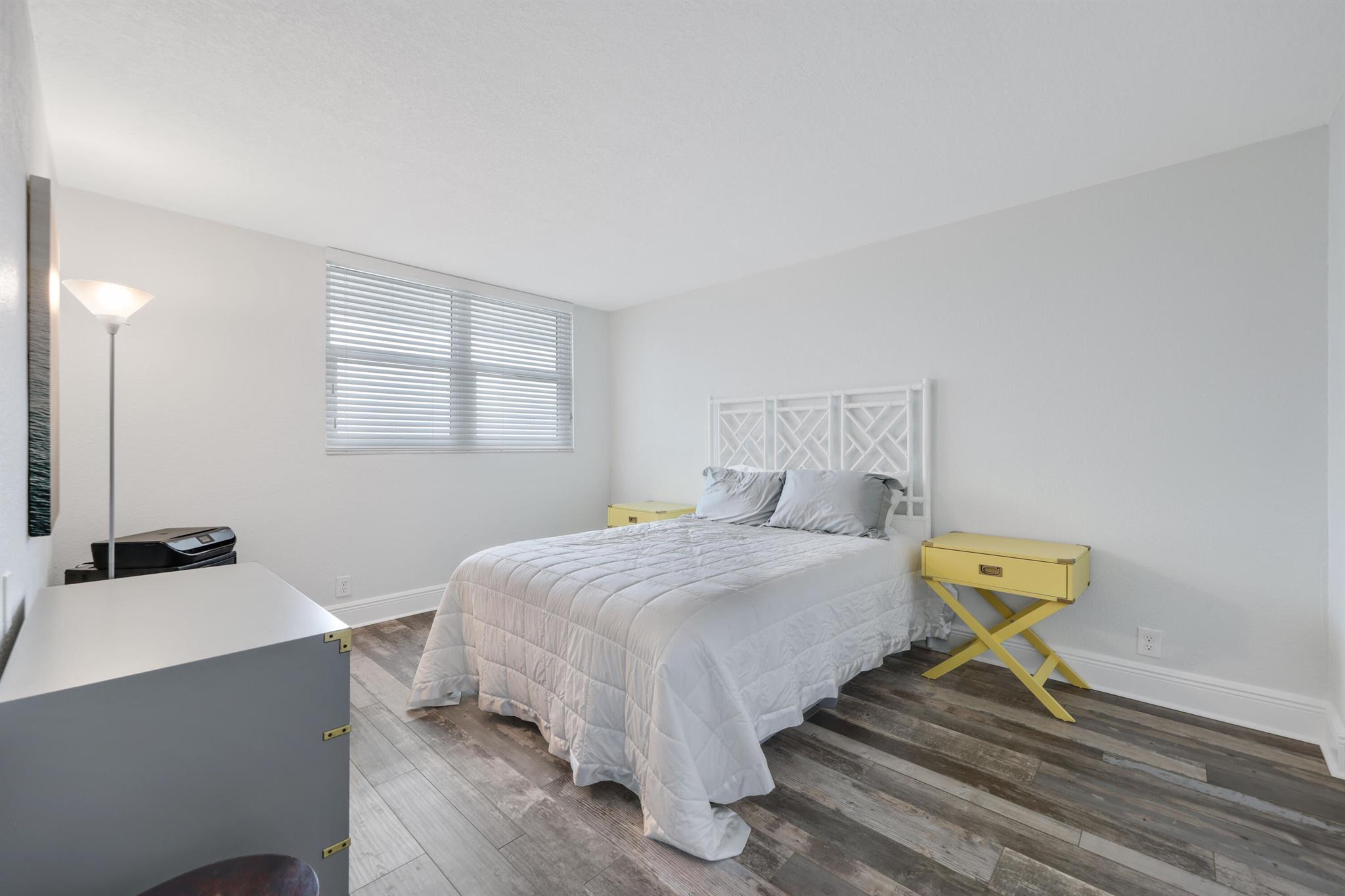 JUNO BY THE SEA NORTH CON - Residential