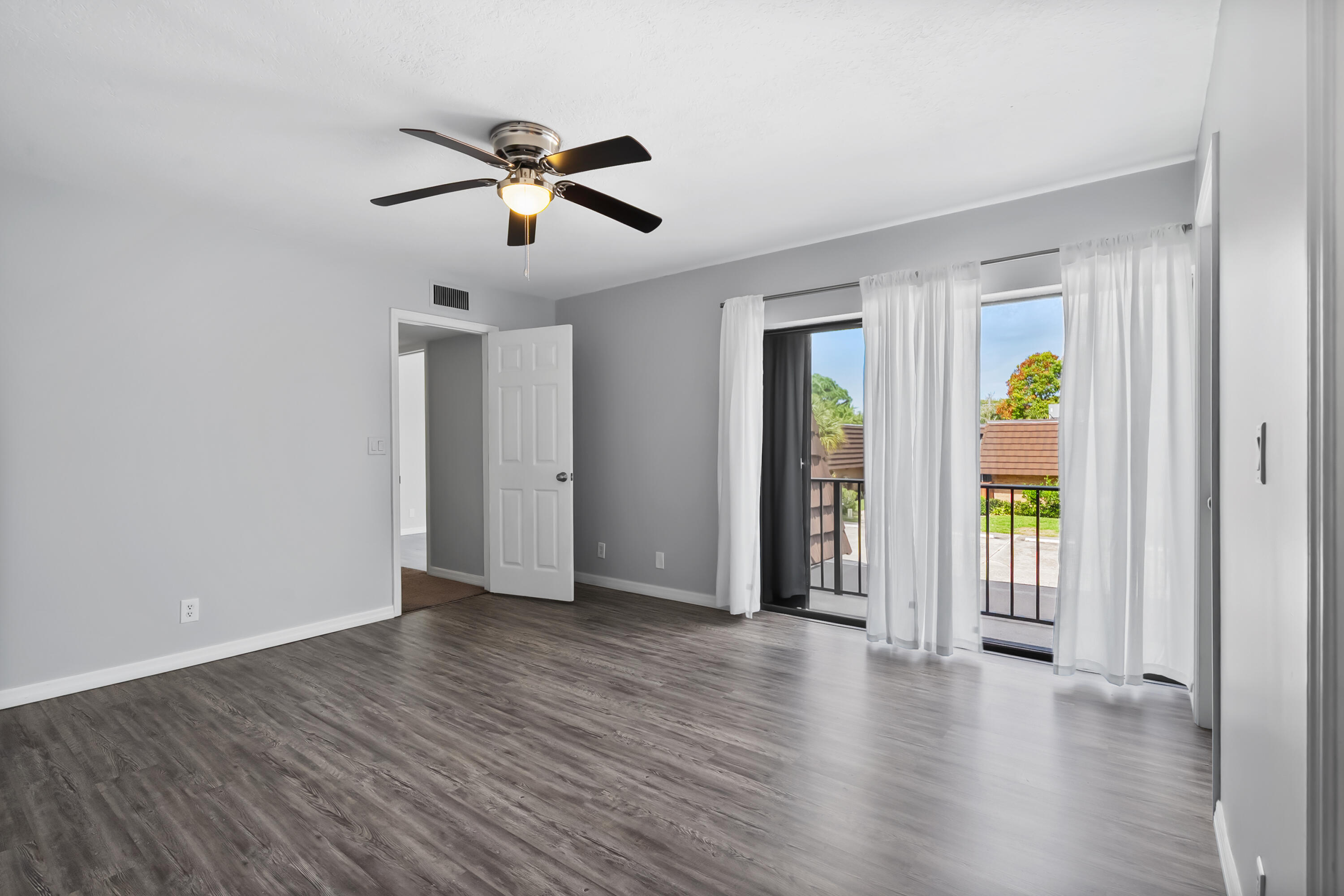 RIVER PINES - Residential