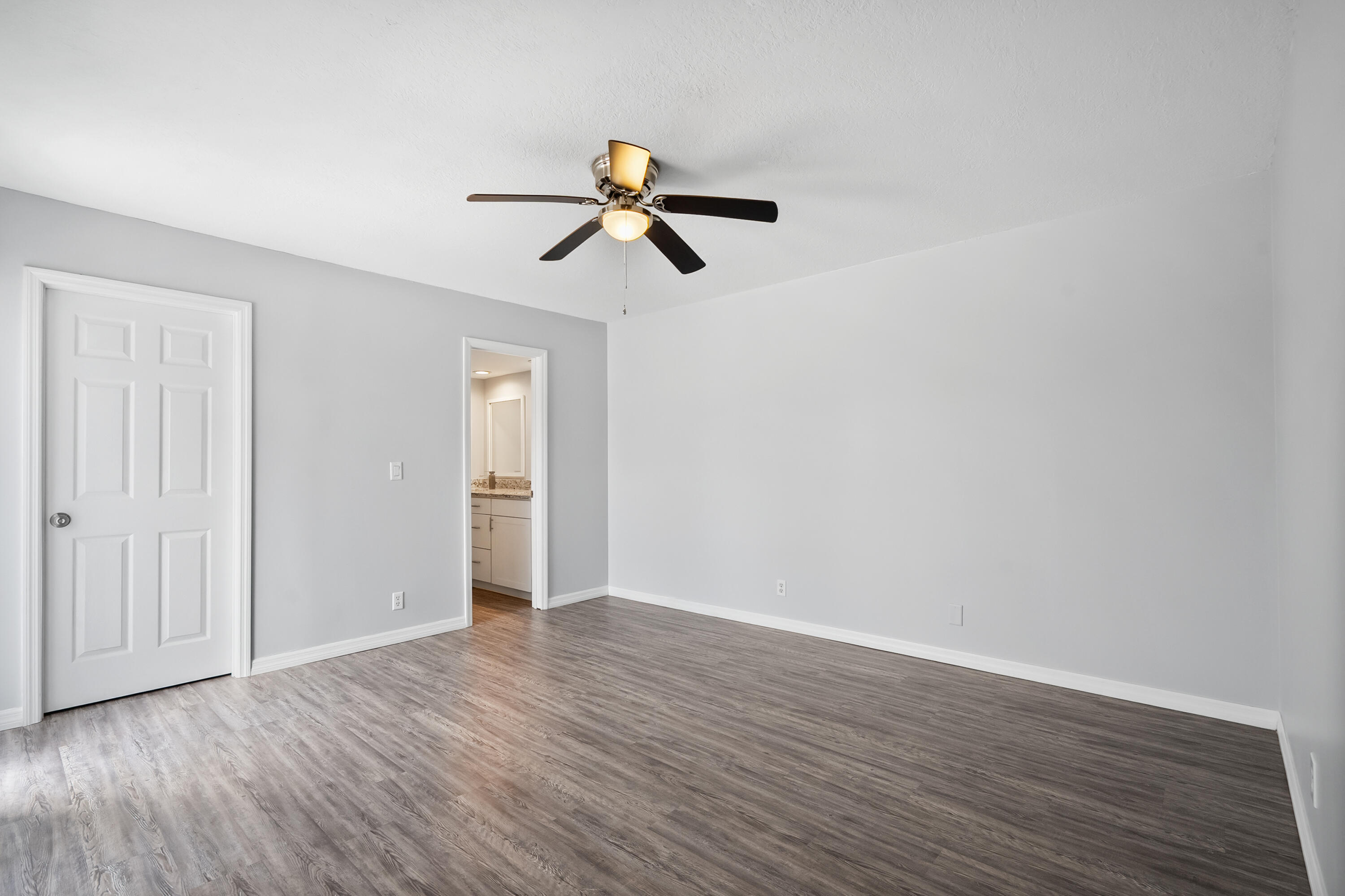 RIVER PINES - Residential