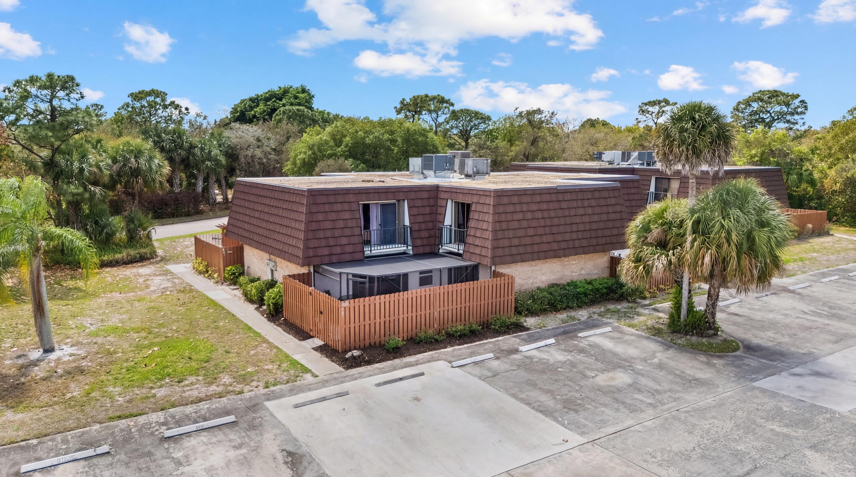 RIVER PINES - Residential