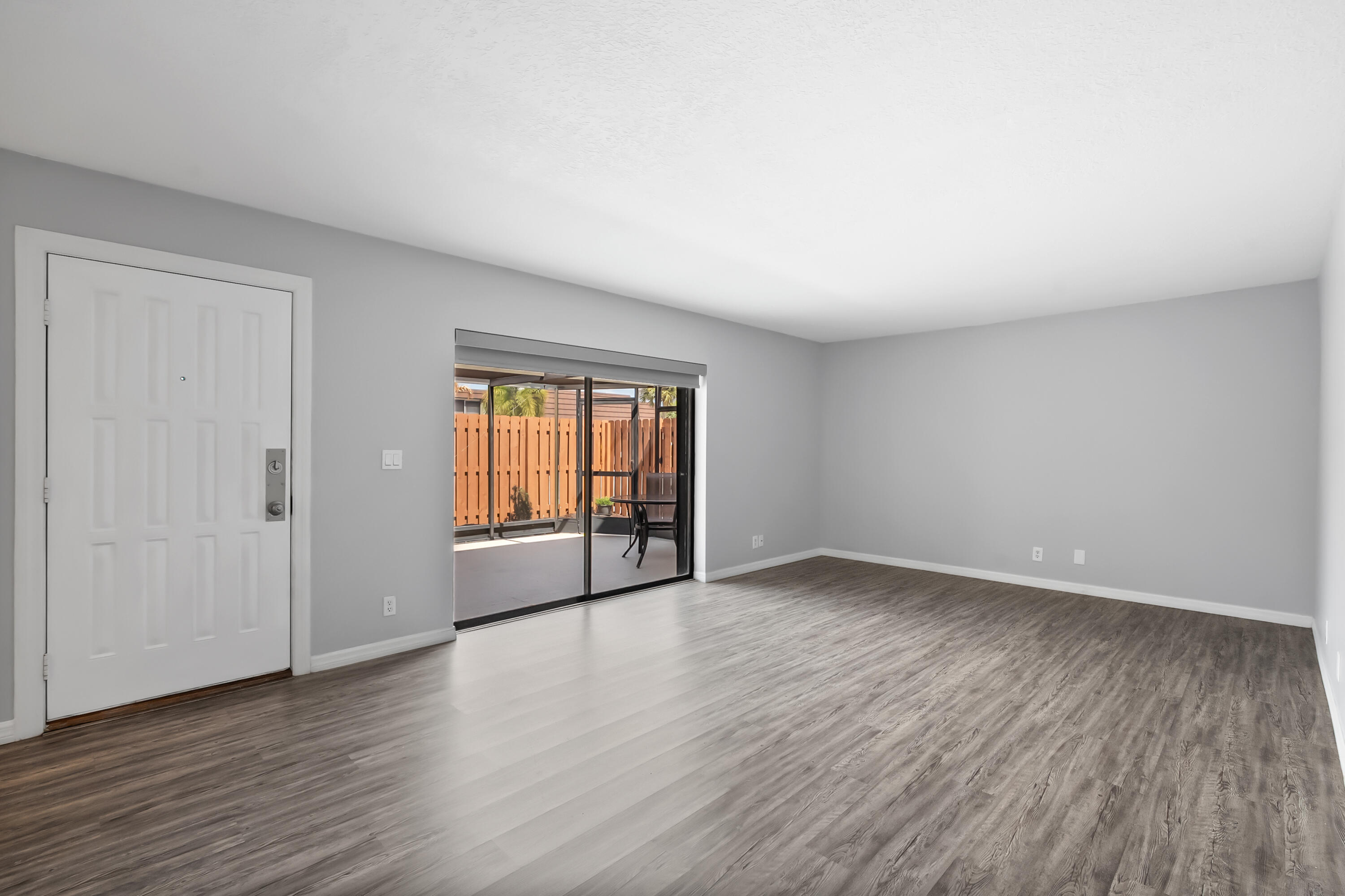 RIVER PINES - Residential