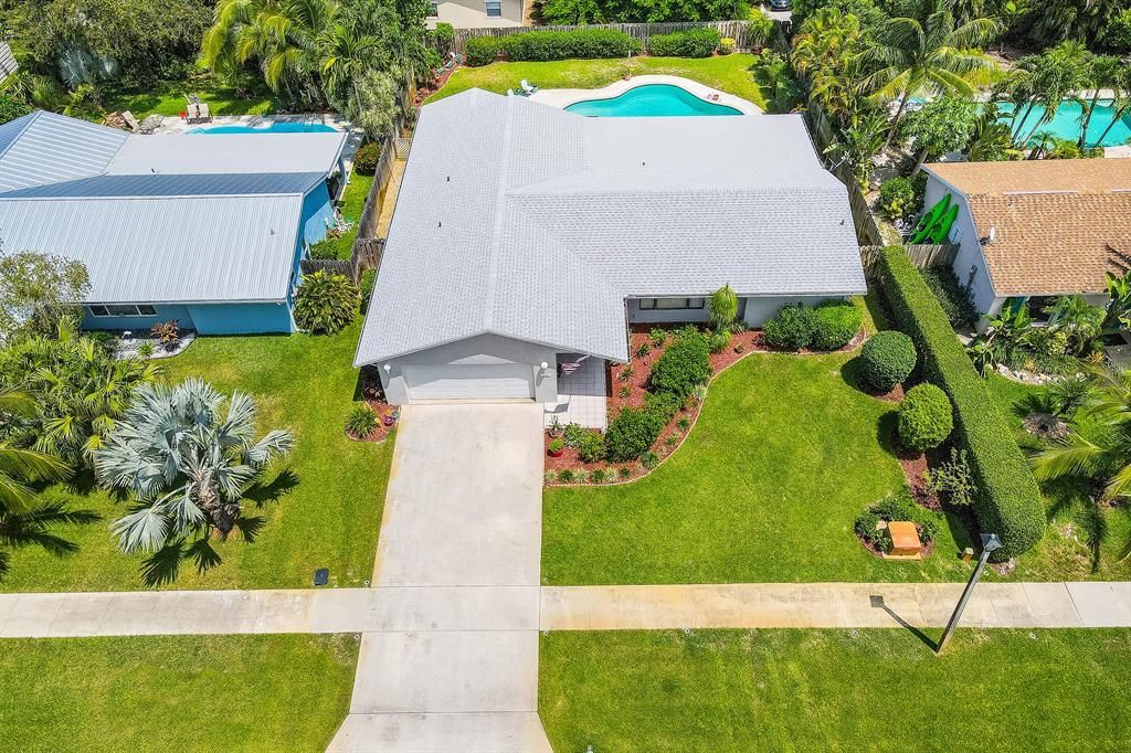 Photo of 110 Chapel Lane Ln, Tequesta, FL 33469 (MLS # R10823806)