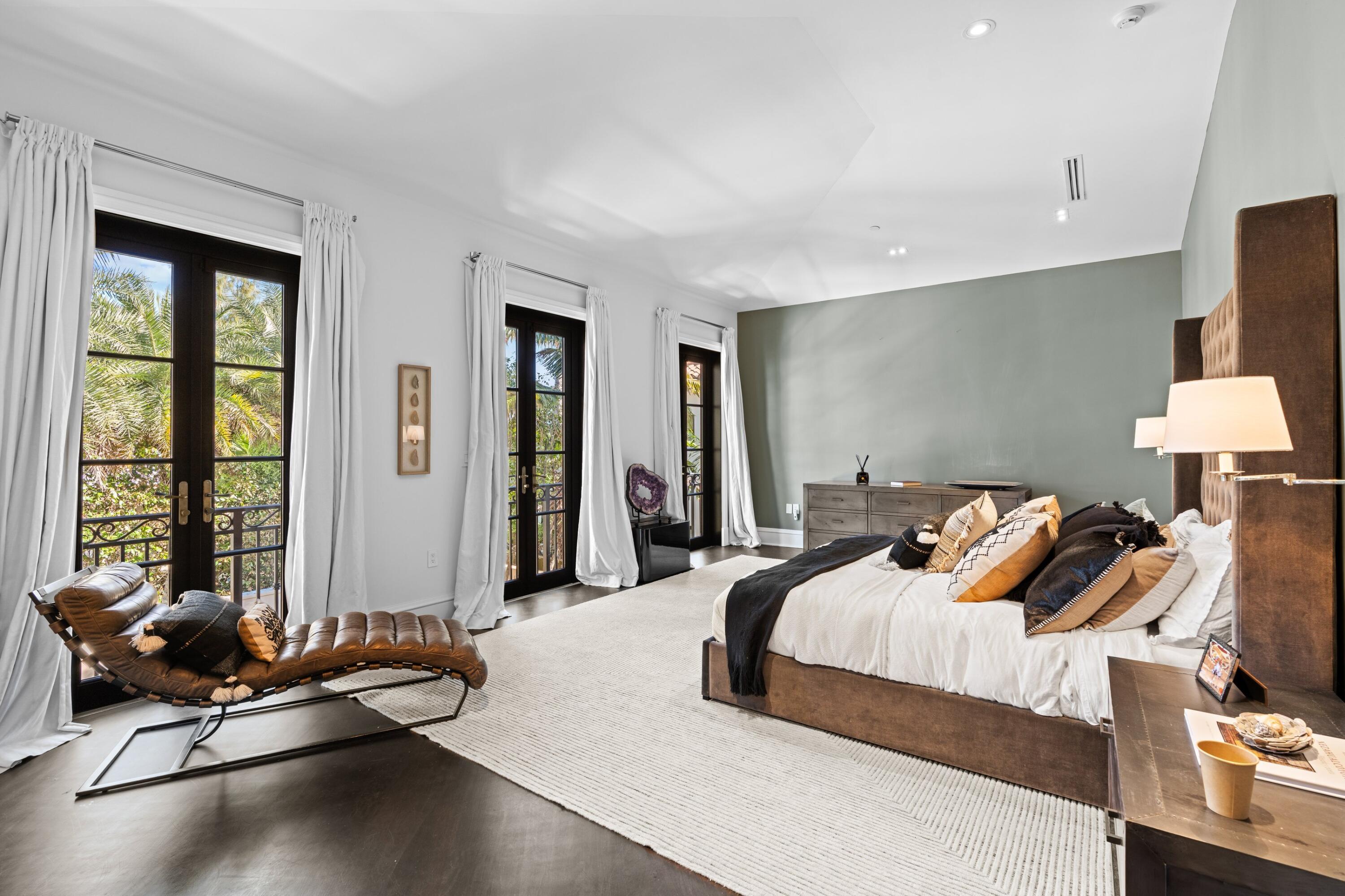 FLORAL PARK - Residential