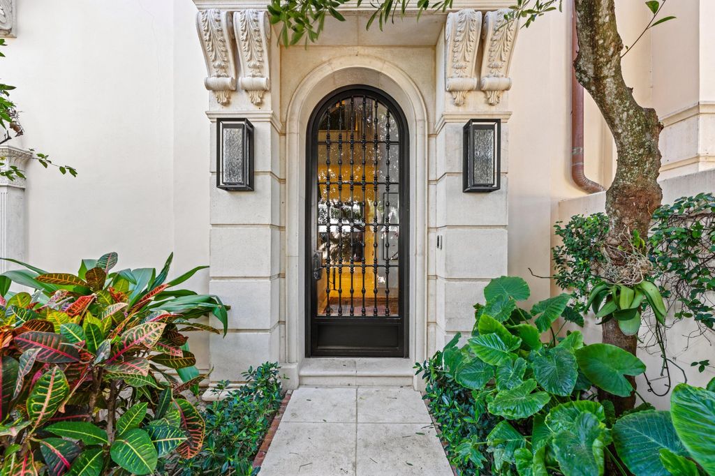 Photo of 160 Sunset Avenue, Palm Beach, FL 33480 (MLS # R11167360)