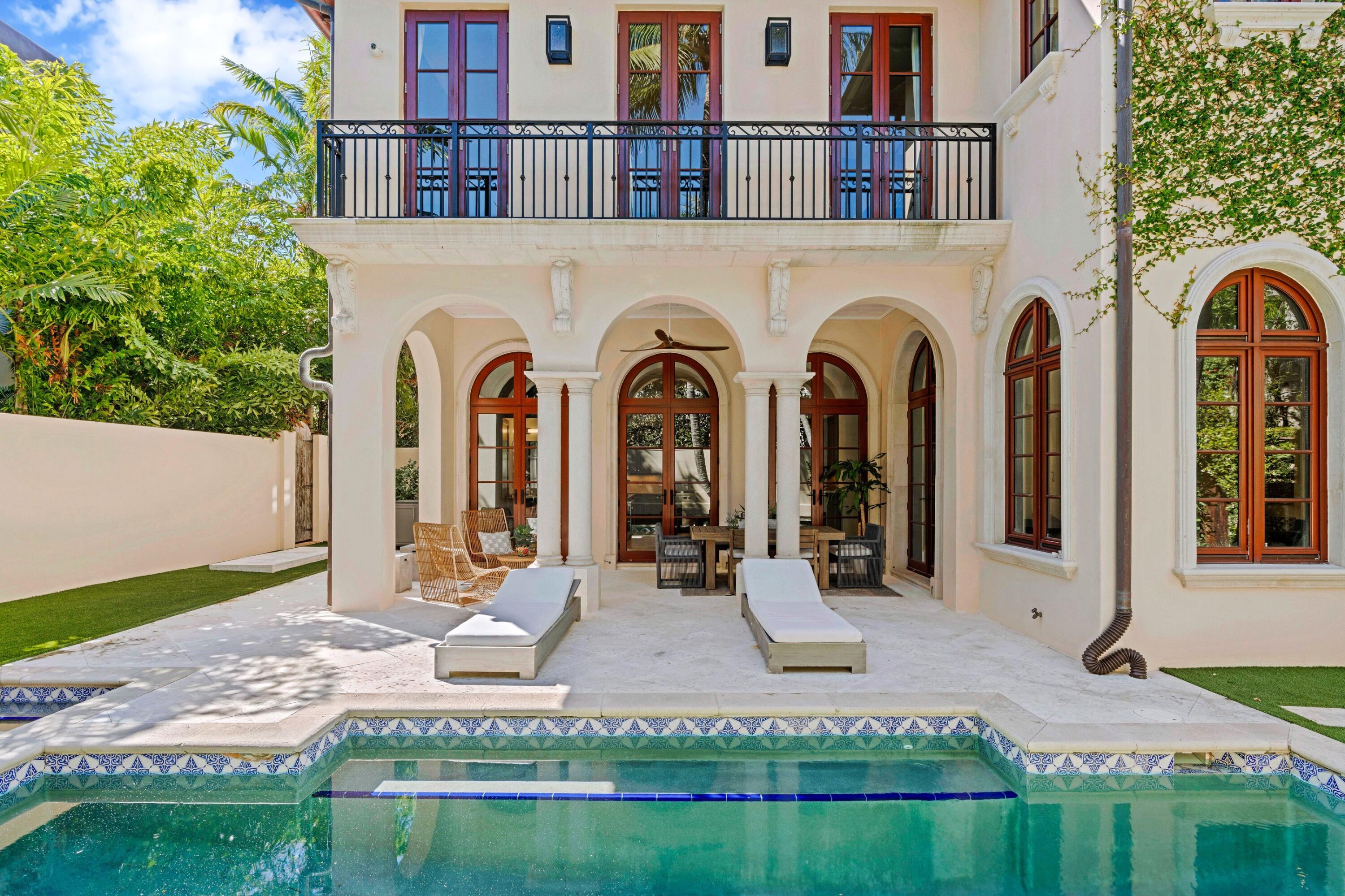 FLORAL PARK - Residential