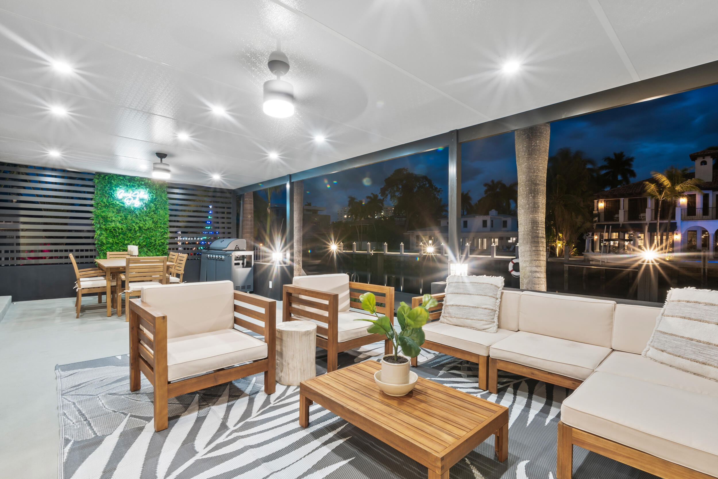 STILWELL ISLES - Residential