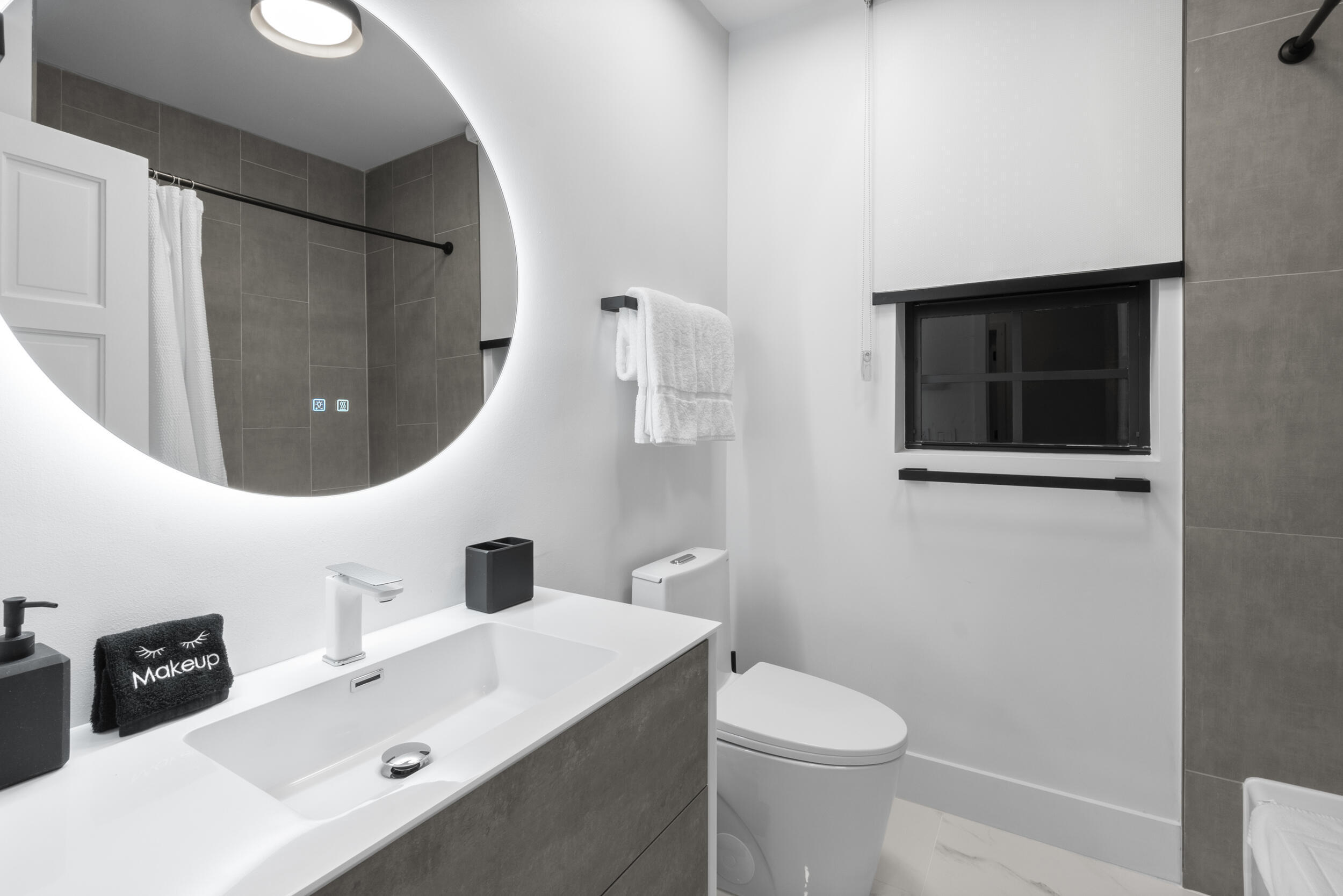 STILWELL ISLES - Residential