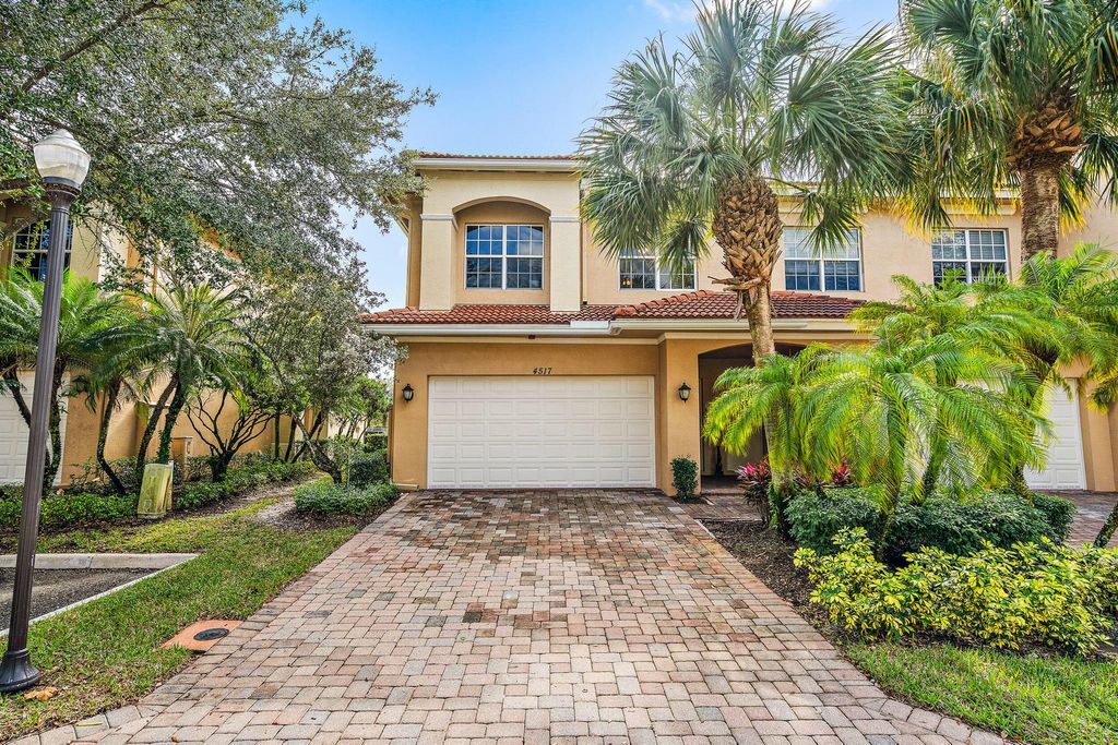 Photo of 4517 Artesa Way S, Palm Beach Gardens, FL 33418 (MLS # R11078627)