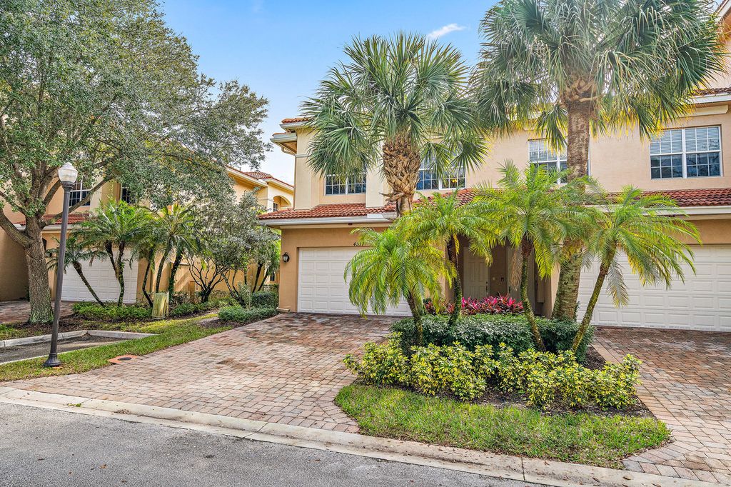 Photo of 4517 Artesa Way S, Palm Beach Gardens, FL 33418 (MLS # R11078627)