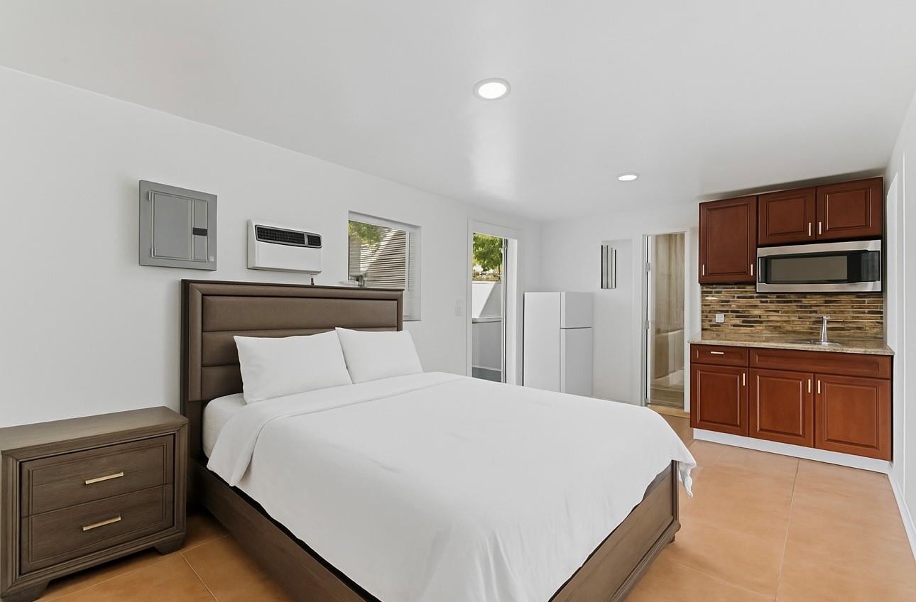 MIAMI GARDENS ESTATES SEC - Residential