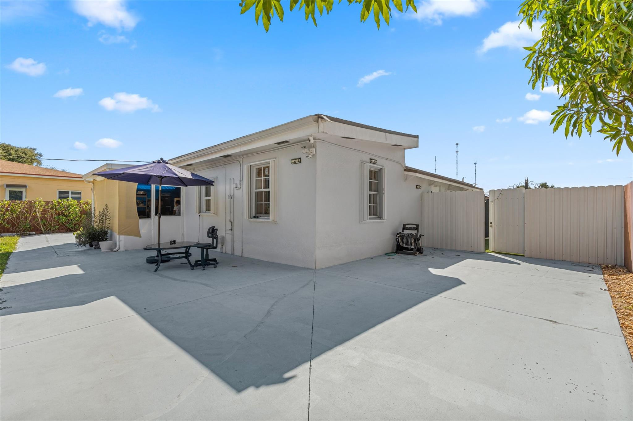 MIAMI GARDENS ESTATES SEC - Residential