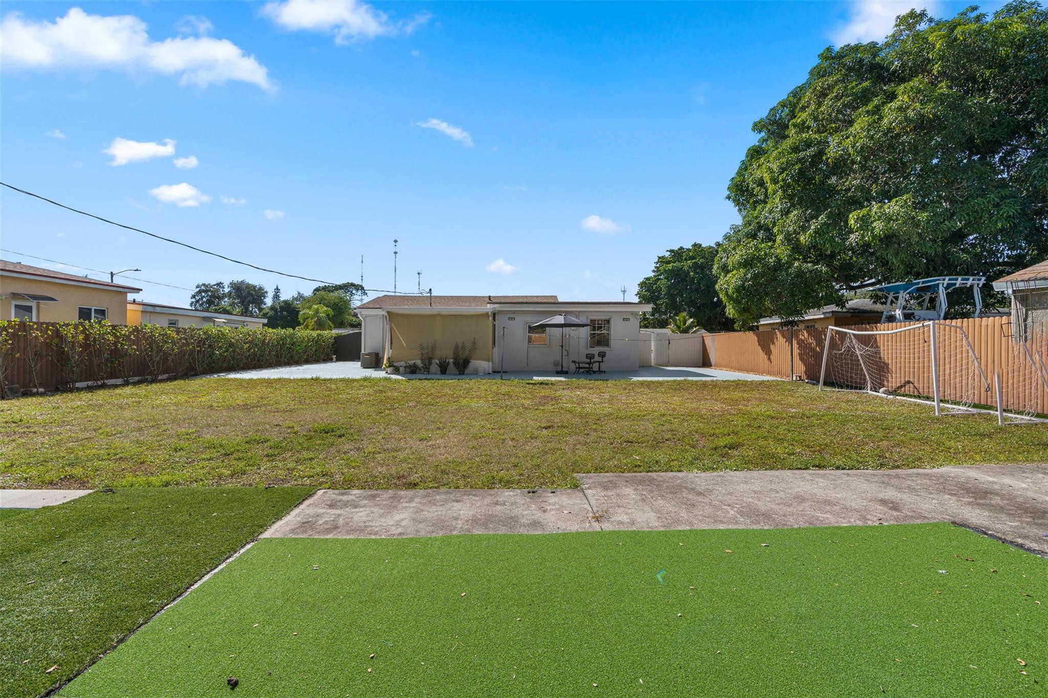 MIAMI GARDENS ESTATES SEC - Residential