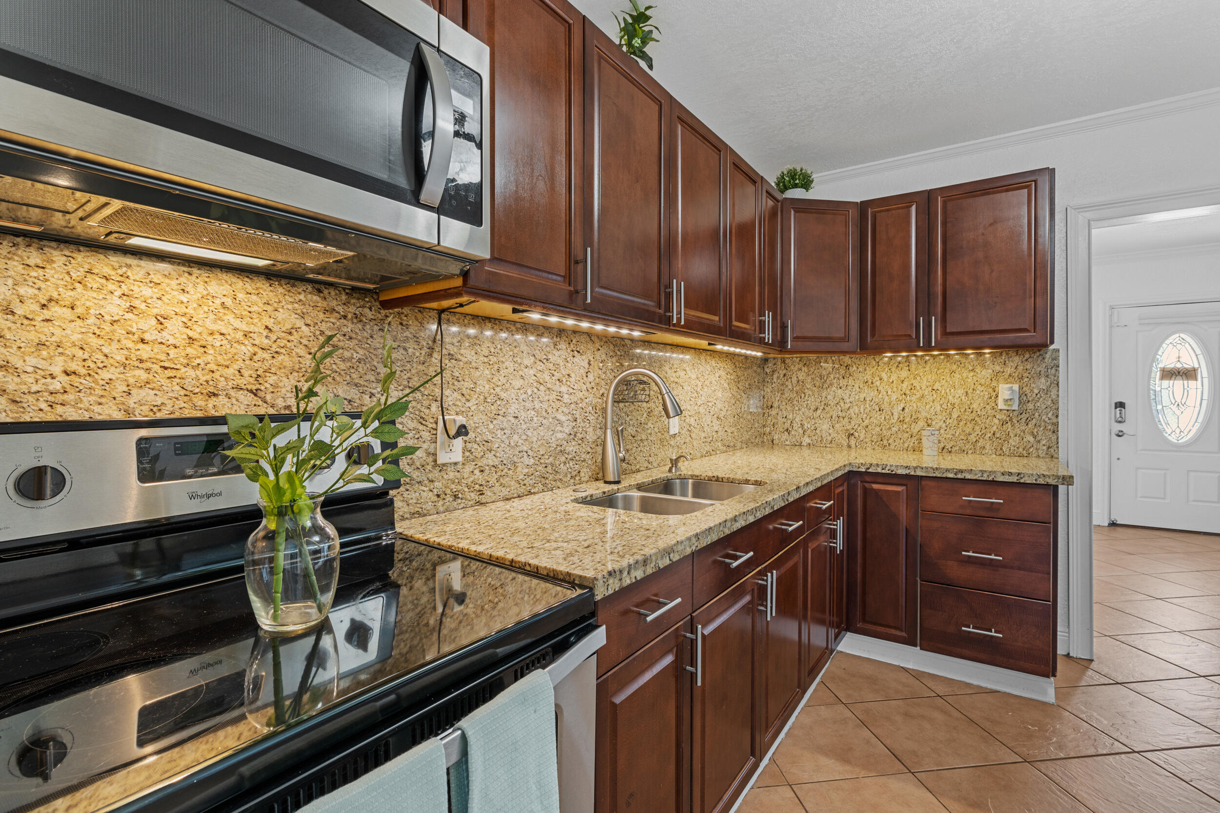 MIAMI GARDENS ESTATES SEC - Residential