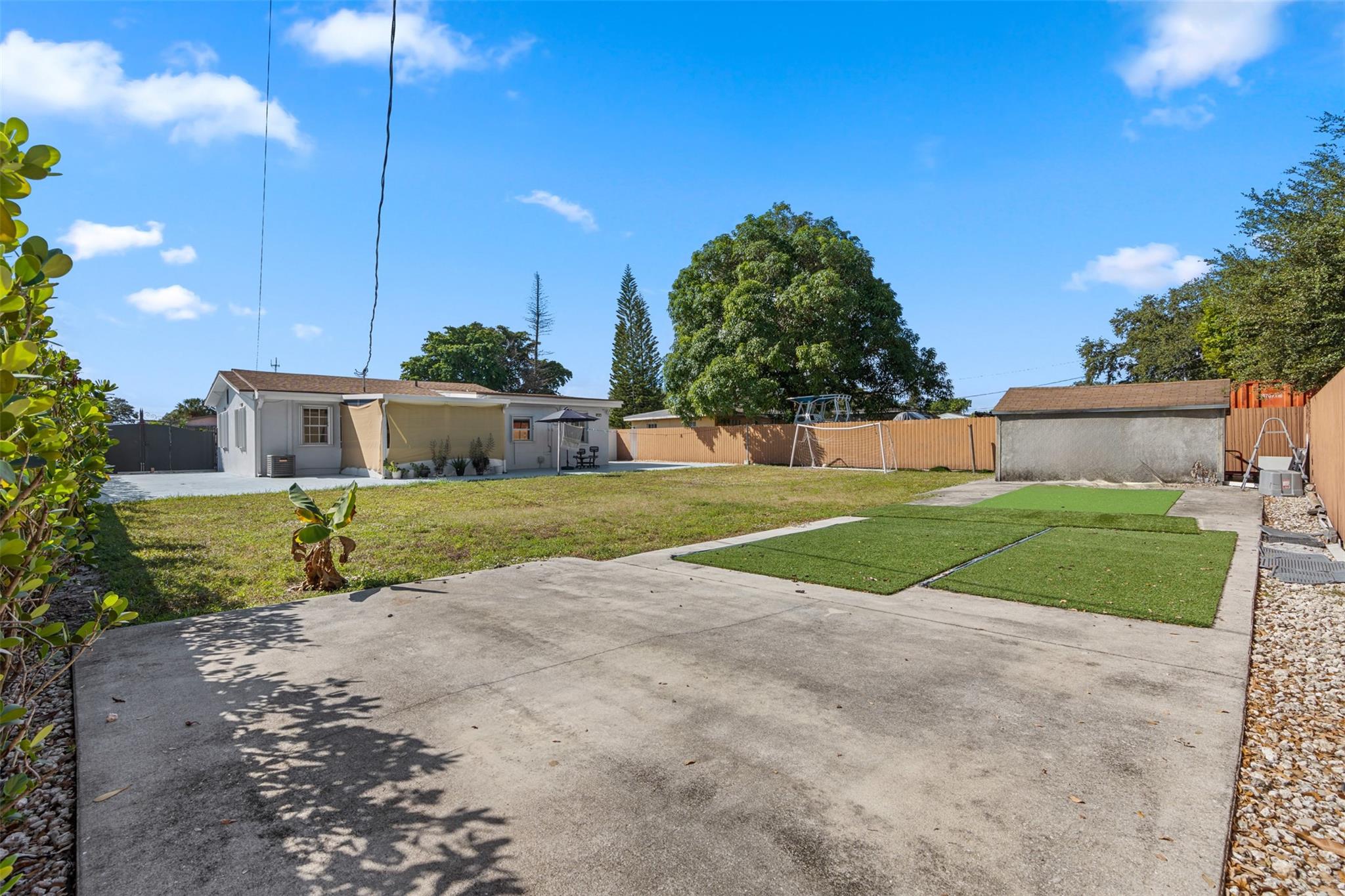 MIAMI GARDENS ESTATES SEC - Residential