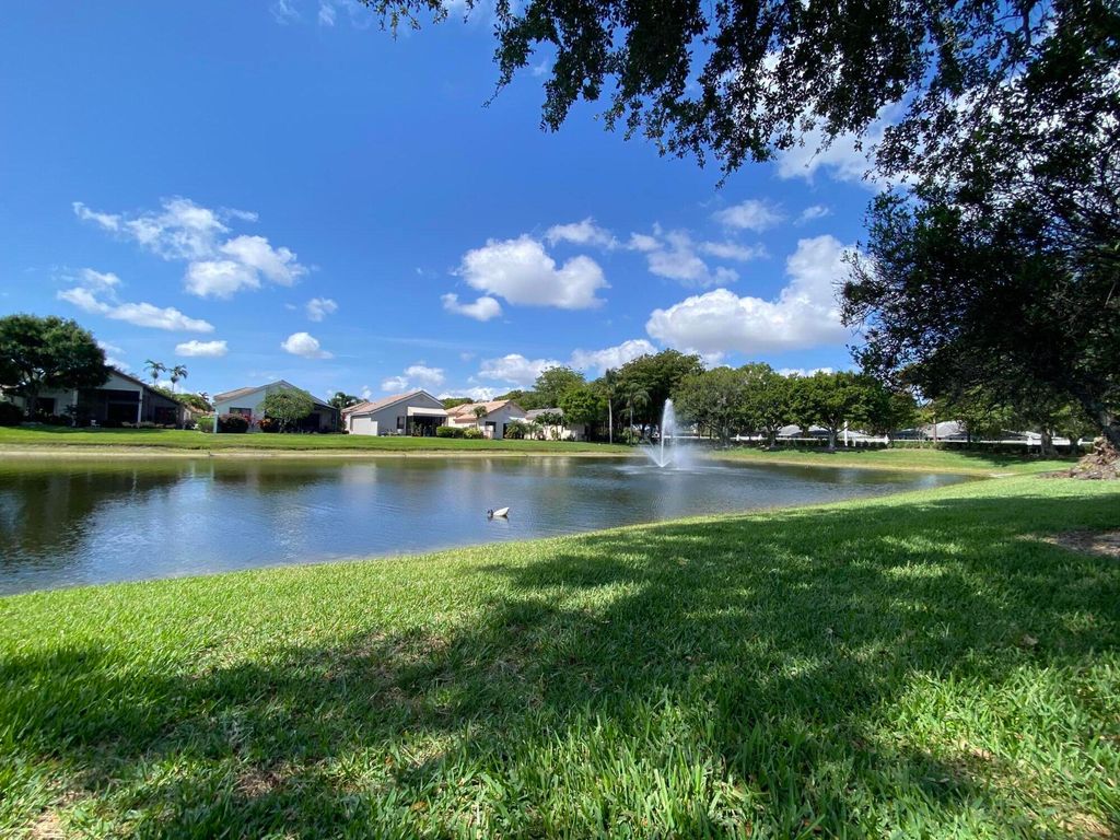 Photo of 10039 Lexington Circle N, Boynton Beach, FL 33436 (MLS # R11090015)