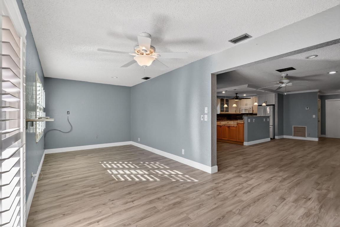 DELRAY VILLAS 1 - Residential