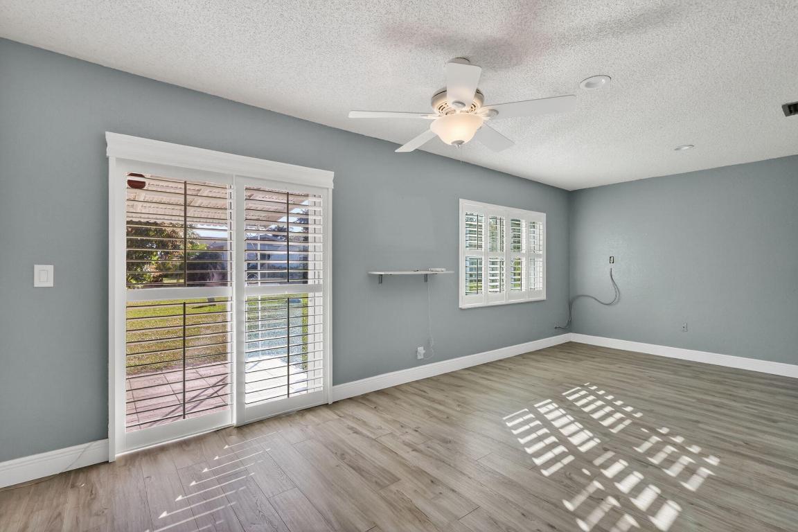 DELRAY VILLAS 1 - Residential