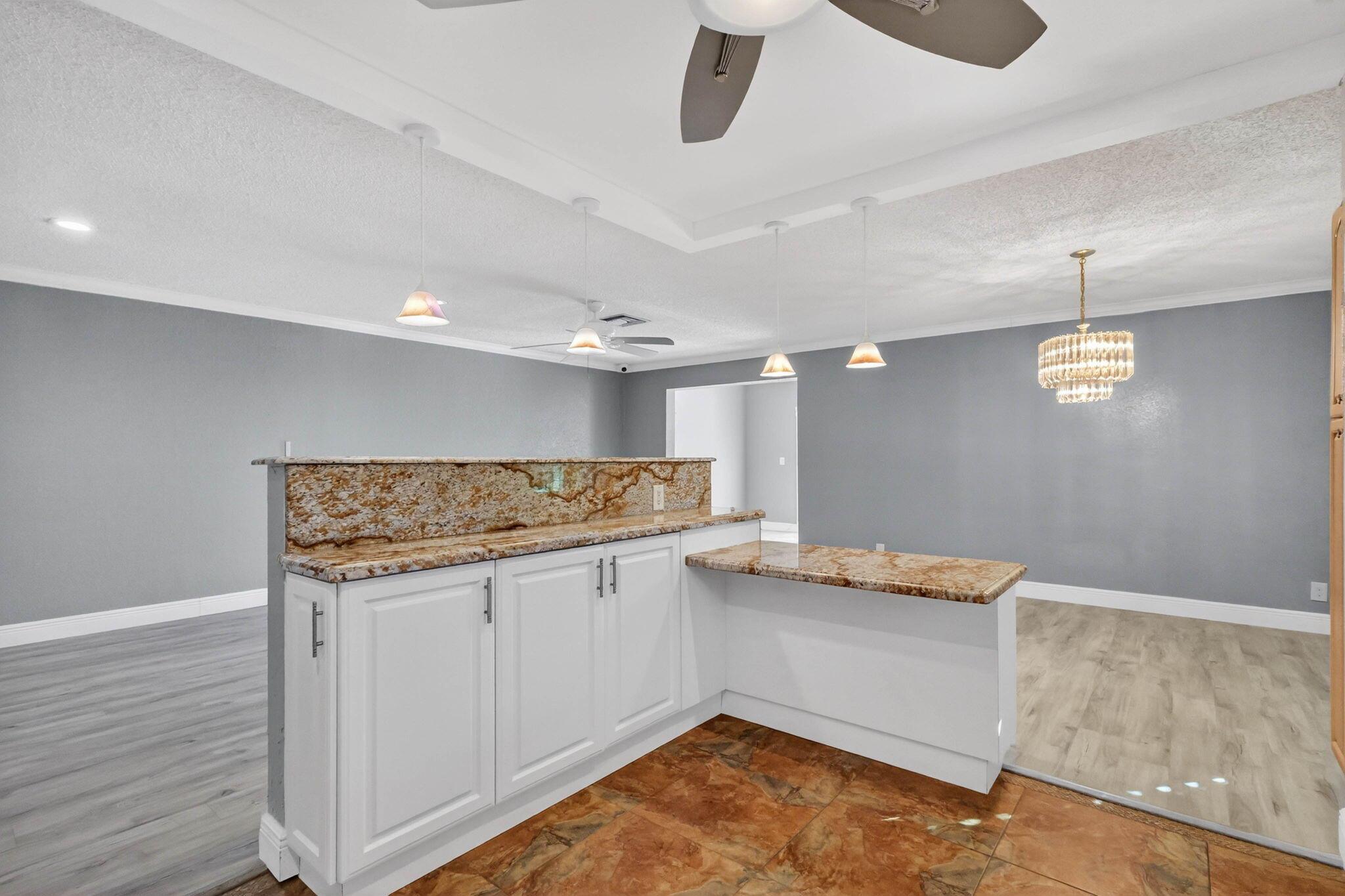 DELRAY VILLAS 1 - Residential