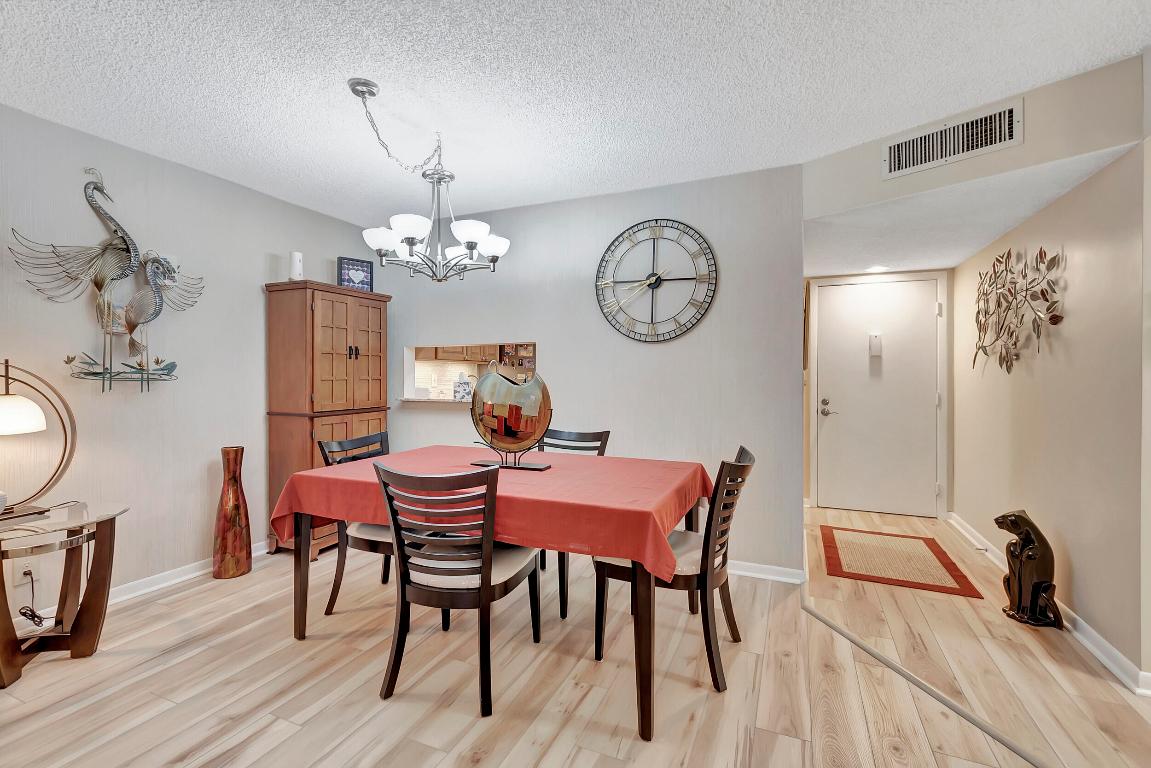 LAS VERDES - Residential