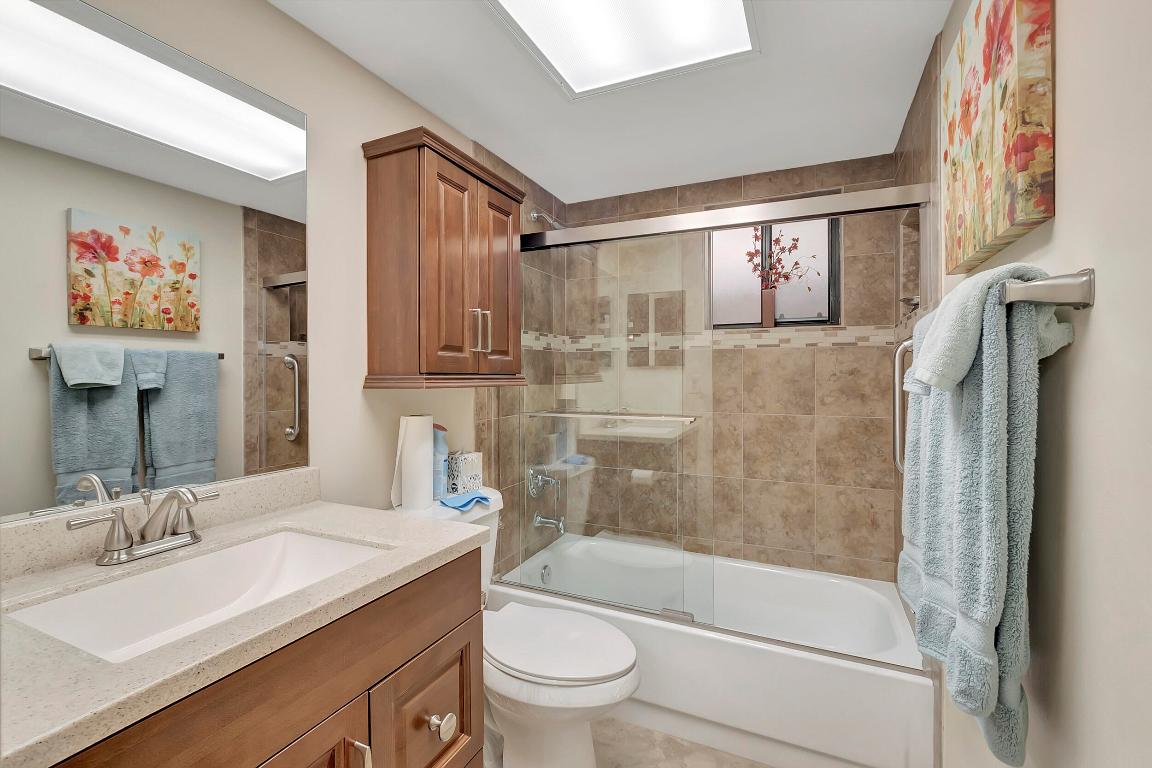 LAS VERDES - Residential