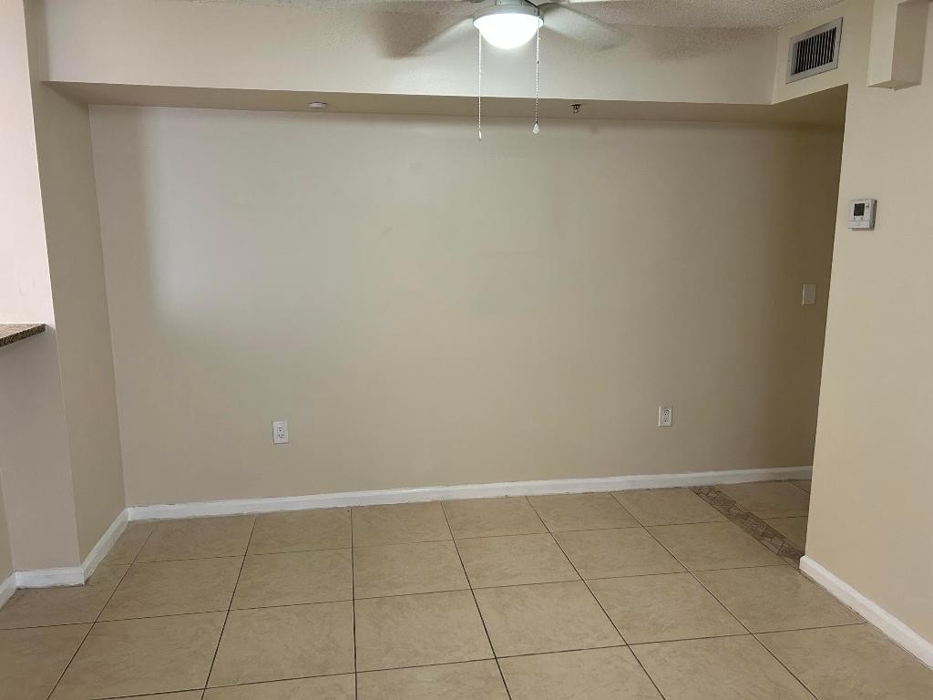 ST ANDREWS AT BOYNTON BEACH CONDO - Residential Lease
