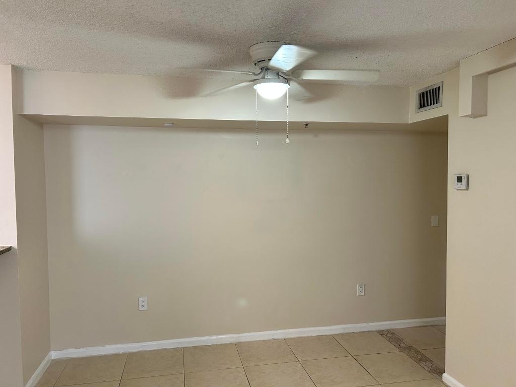 ST ANDREWS AT BOYNTON BEACH CONDO - Residential Lease