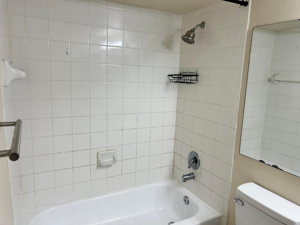 ST ANDREWS AT BOYNTON BEACH CONDO - Residential Lease