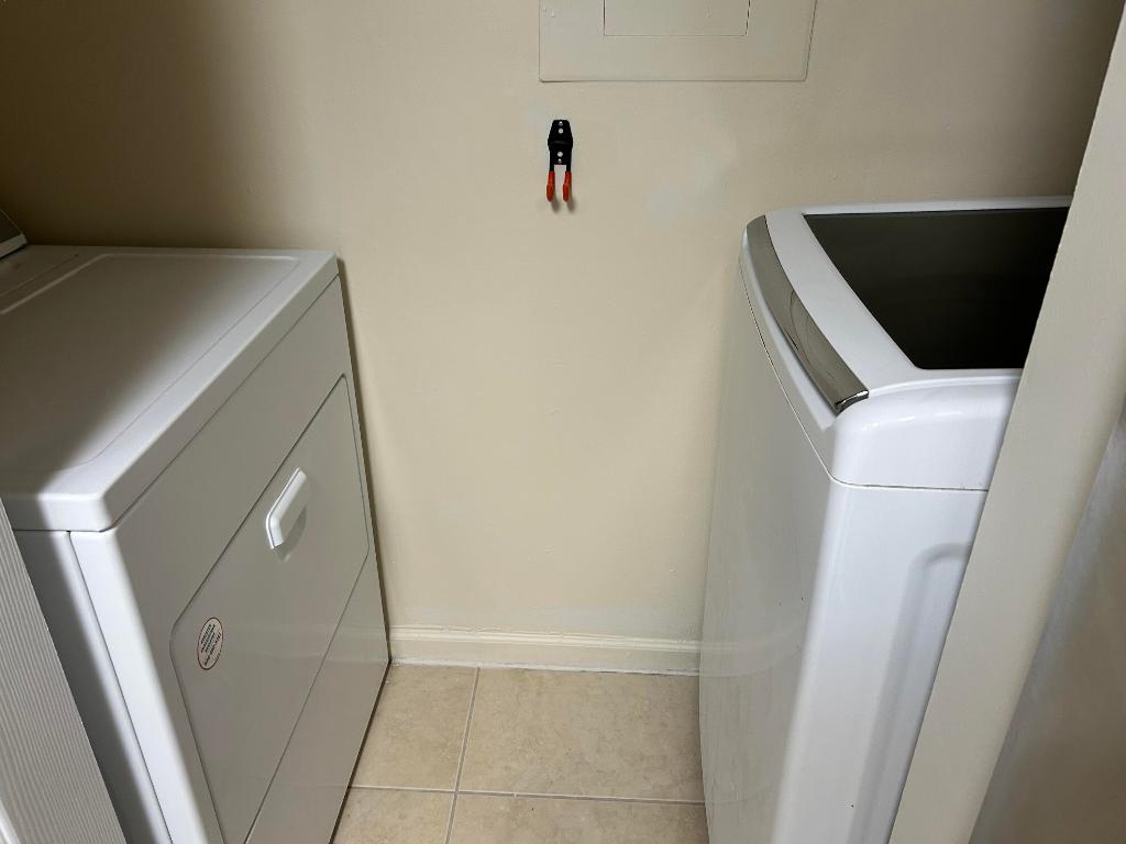 ST ANDREWS AT BOYNTON BEACH CONDO - Residential Lease