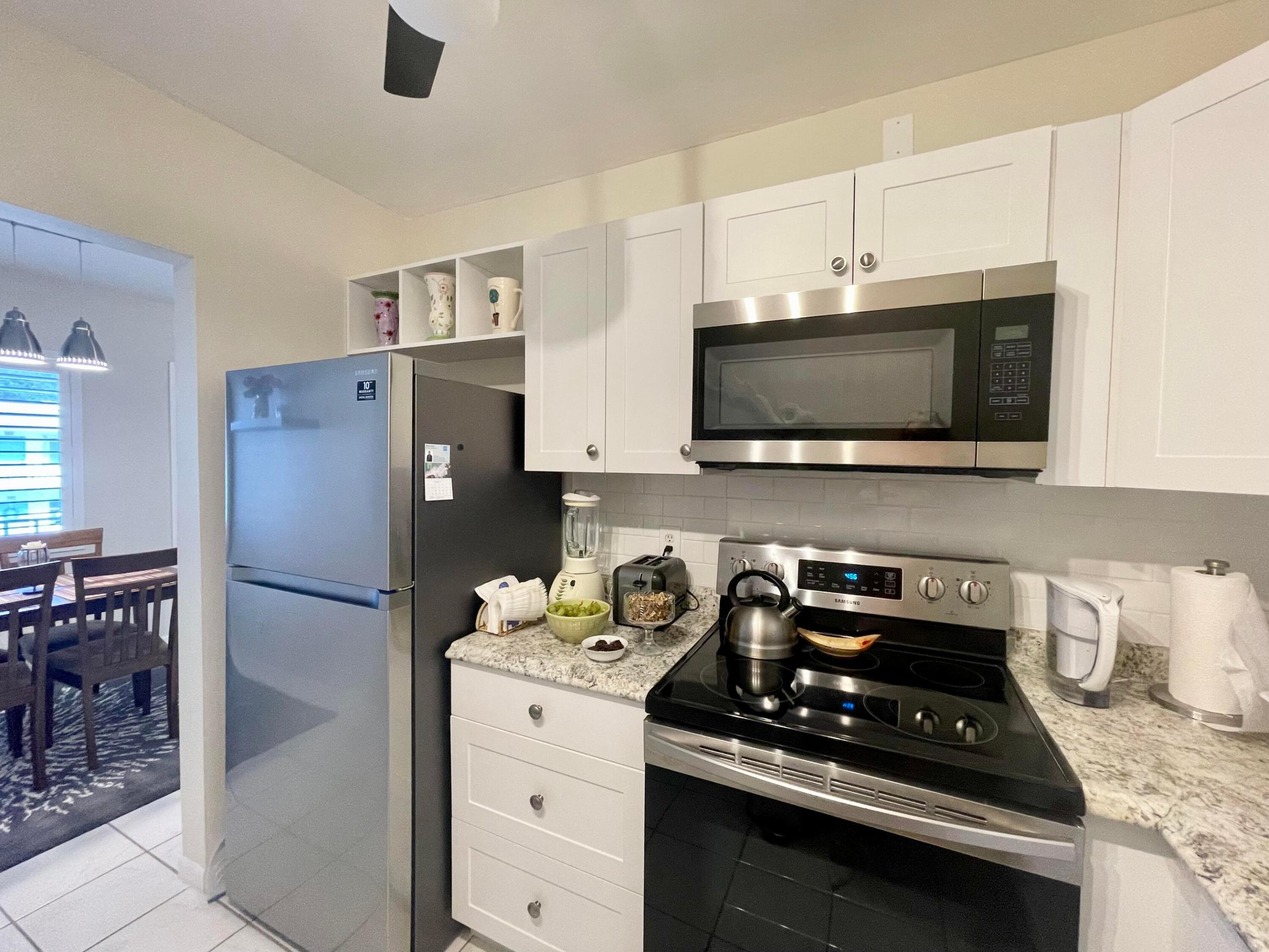 MURRY HILLS - Residential Lease