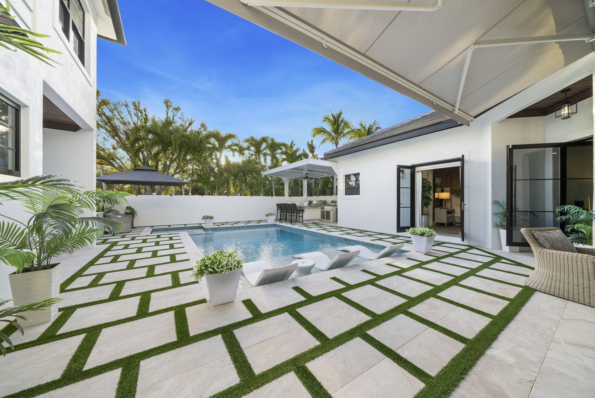 LOXAHATCHEE LANDING - Residential