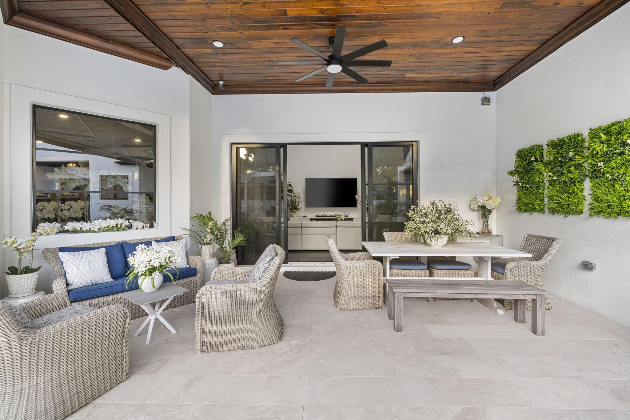 LOXAHATCHEE LANDING - Residential