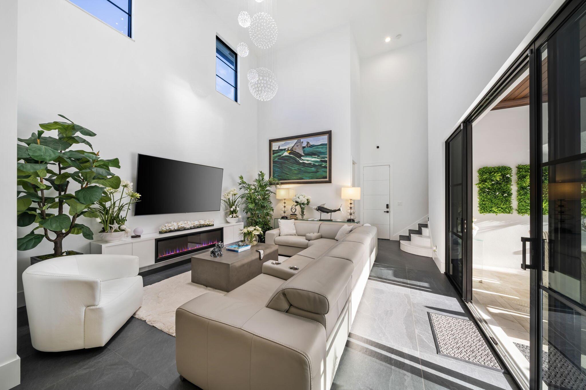 LOXAHATCHEE LANDING - Residential