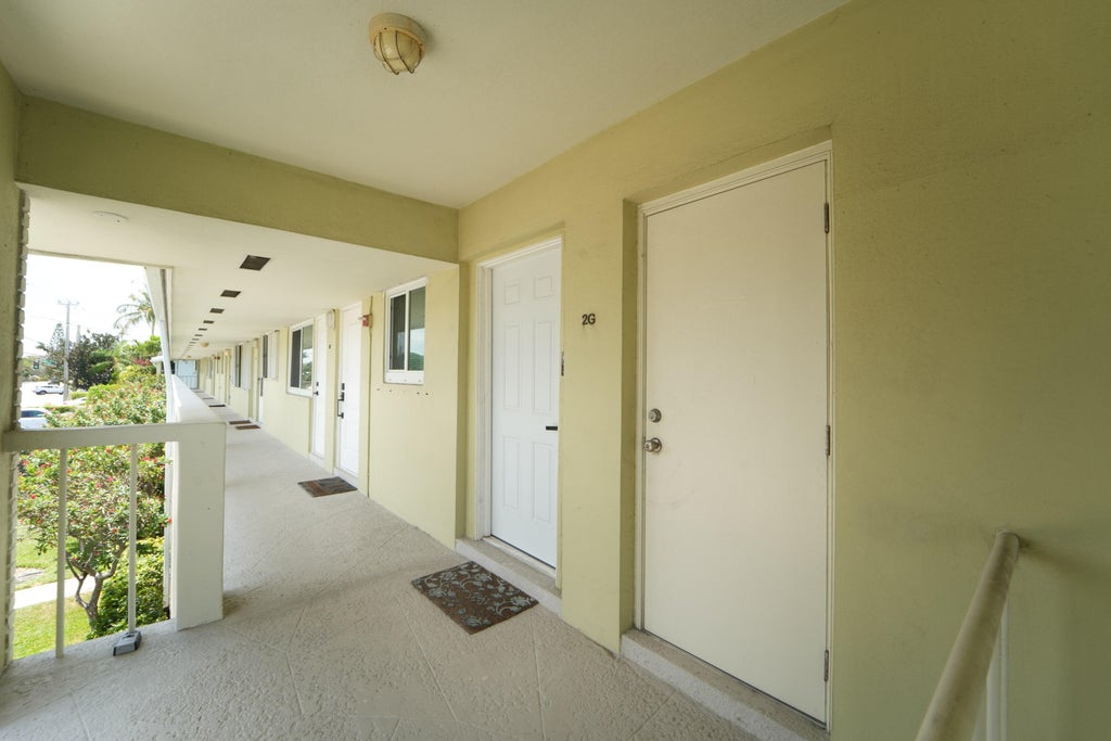 Photo of 2311 NE 36th Street NE #2G, Lighthouse Point, FL 33064 (MLS # B26074127)