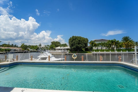 Tiny photo for 2311 NE 36th Street NE #2G, Lighthouse Point, FL 33064 (MLS # B26074127)