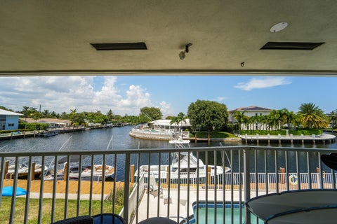 Tiny photo for 2311 NE 36th Street NE #2G, Lighthouse Point, FL 33064 (MLS # B26074127)