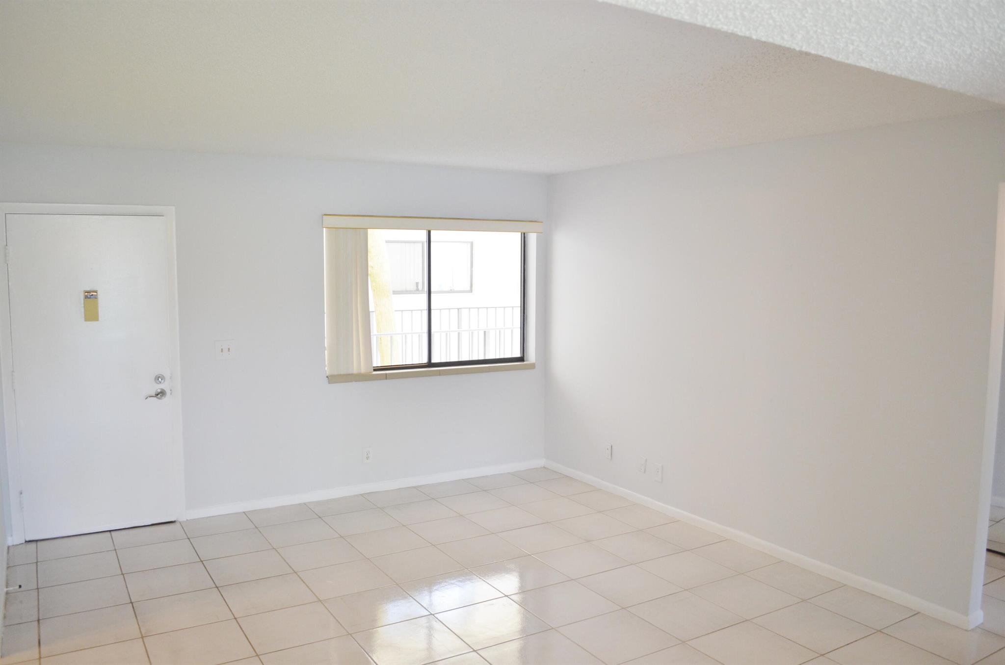 PALMETTO CONDO - Residential Lease