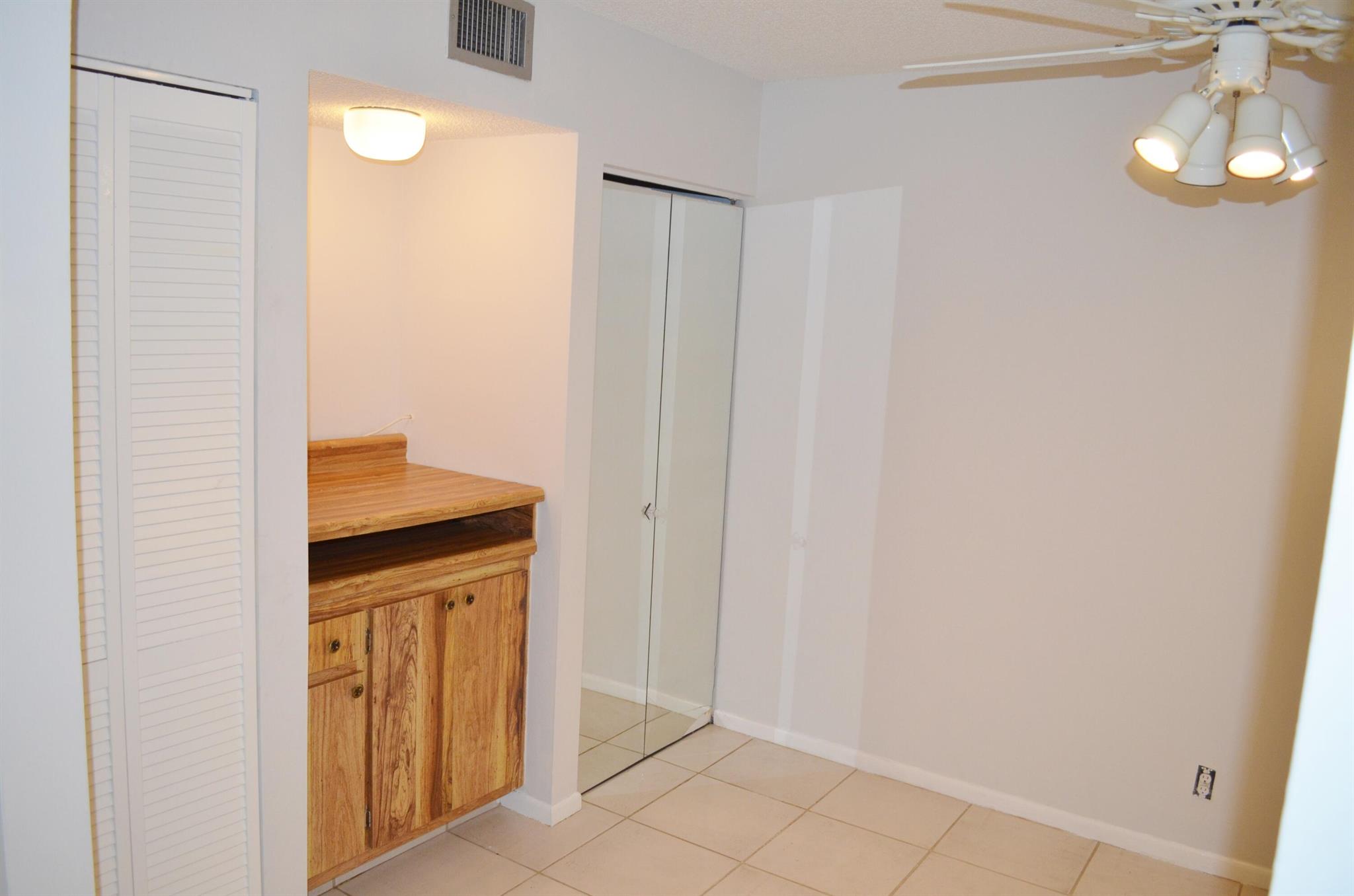 PALMETTO CONDO - Residential Lease