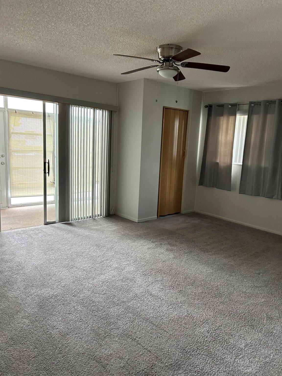 VISTA ST LUCIE BUILDINGS - Residential Lease