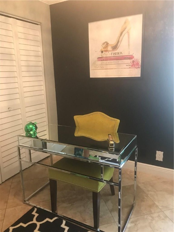 La Margarita 147-48 B - Residential