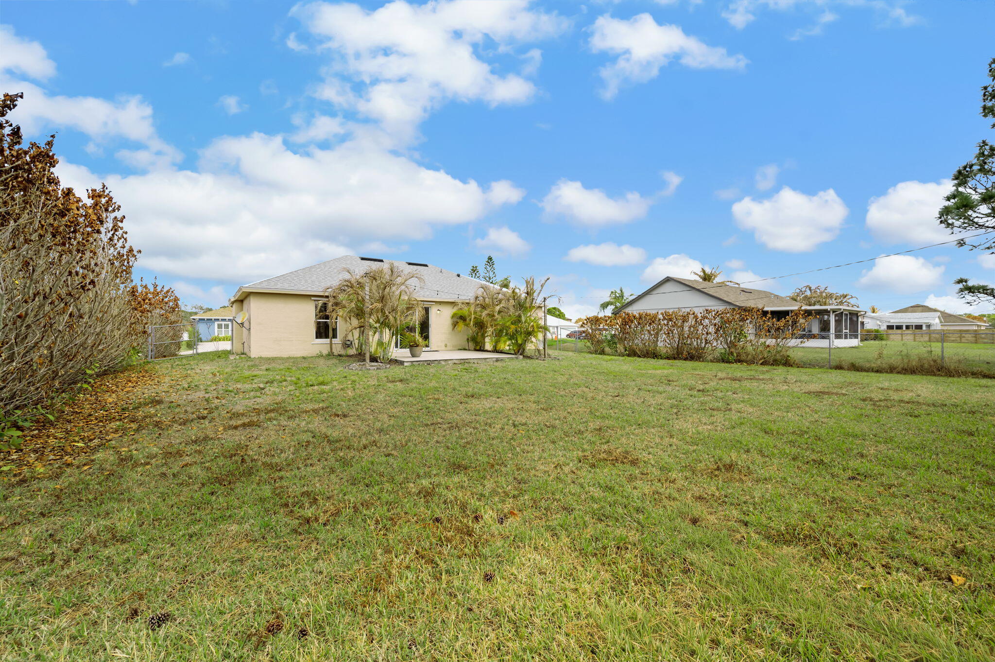 PORT ST LUCIE SECTION 4 - Residential Lease