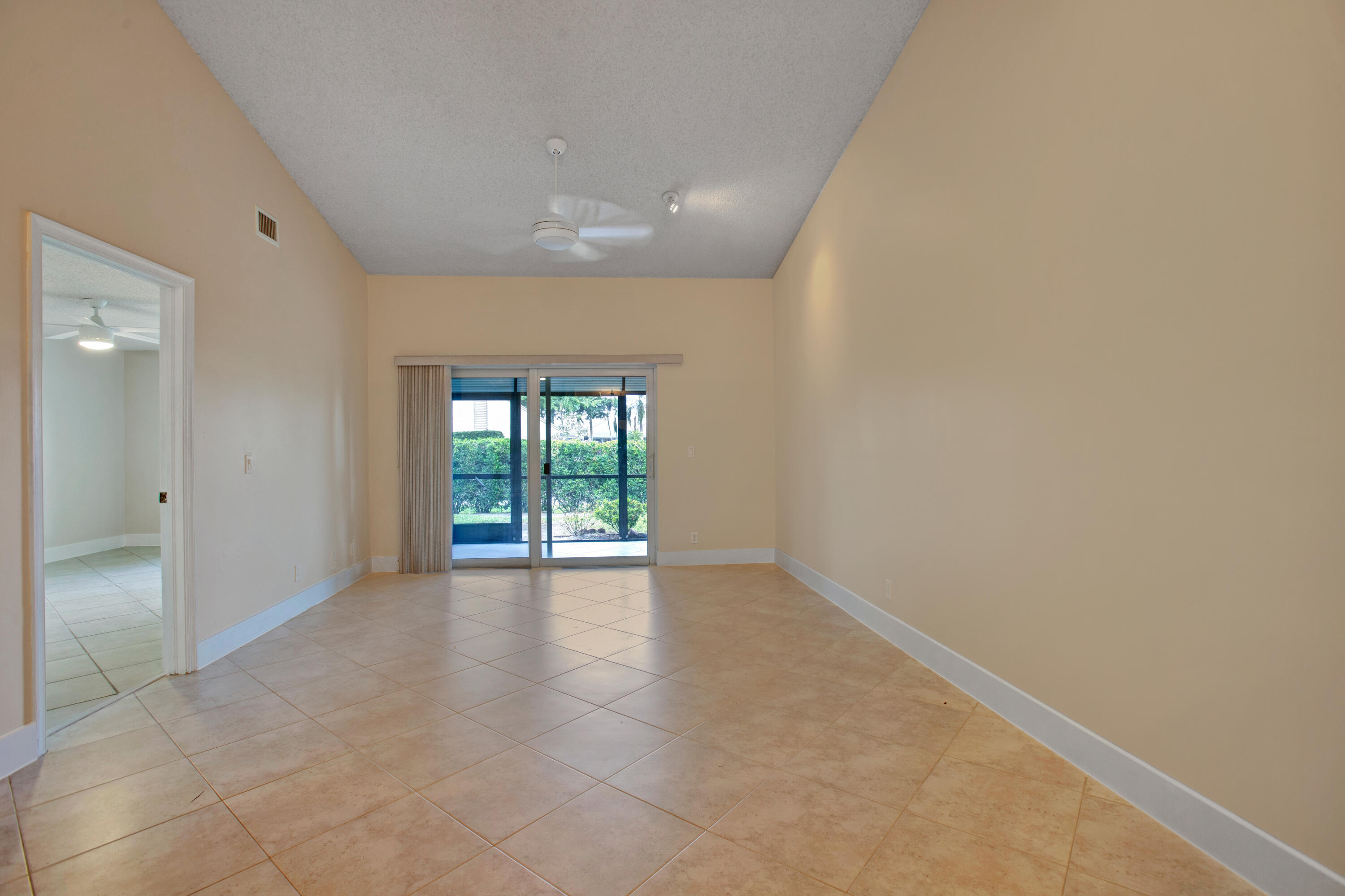 SOUTHPOINTE - Residential Lease
