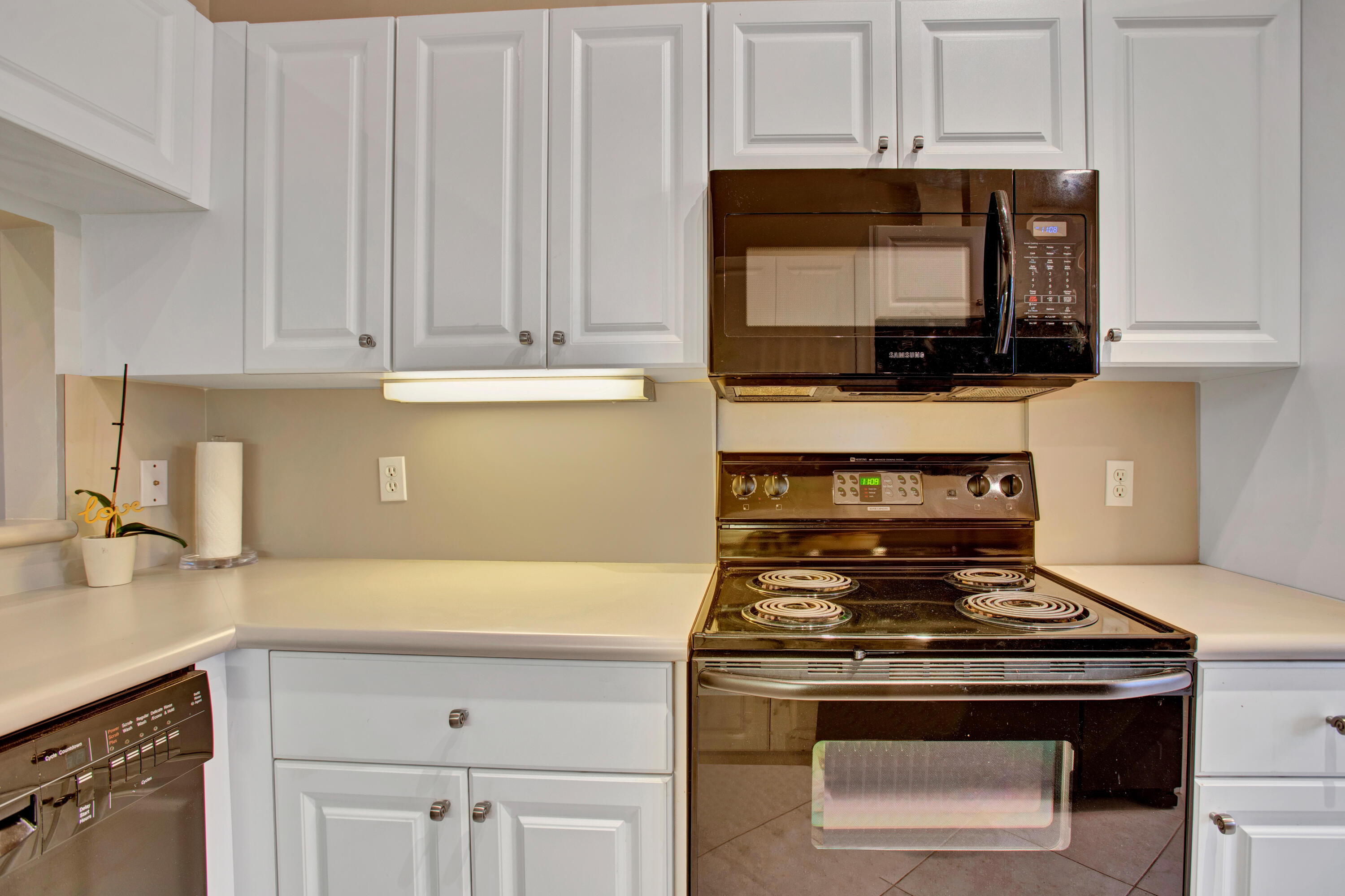 SOUTHPOINTE - Residential Lease