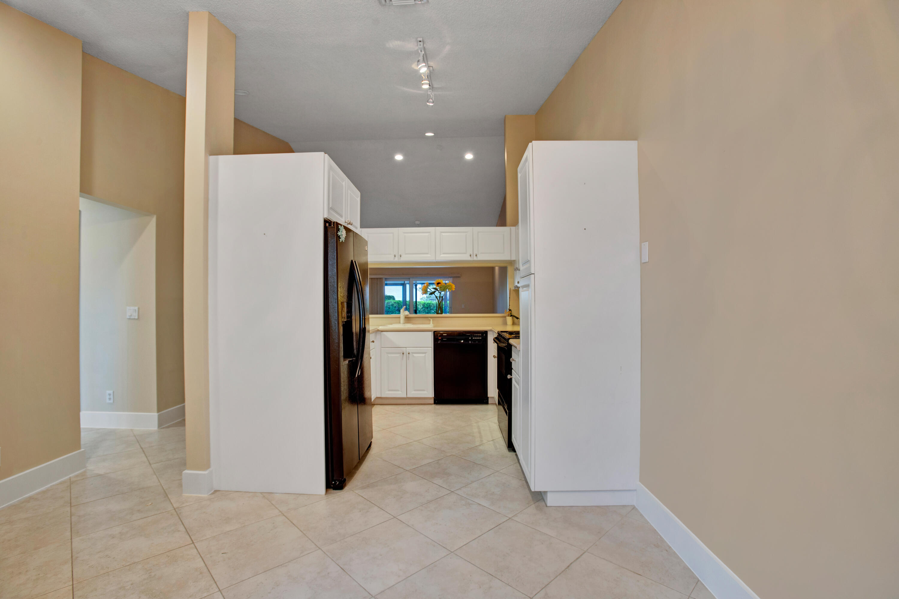 SOUTHPOINTE - Residential Lease