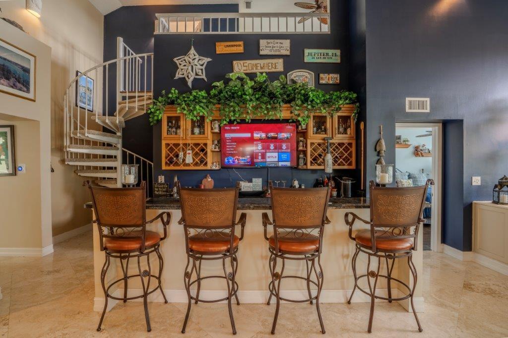 SEA COLONY CONDO - Residential